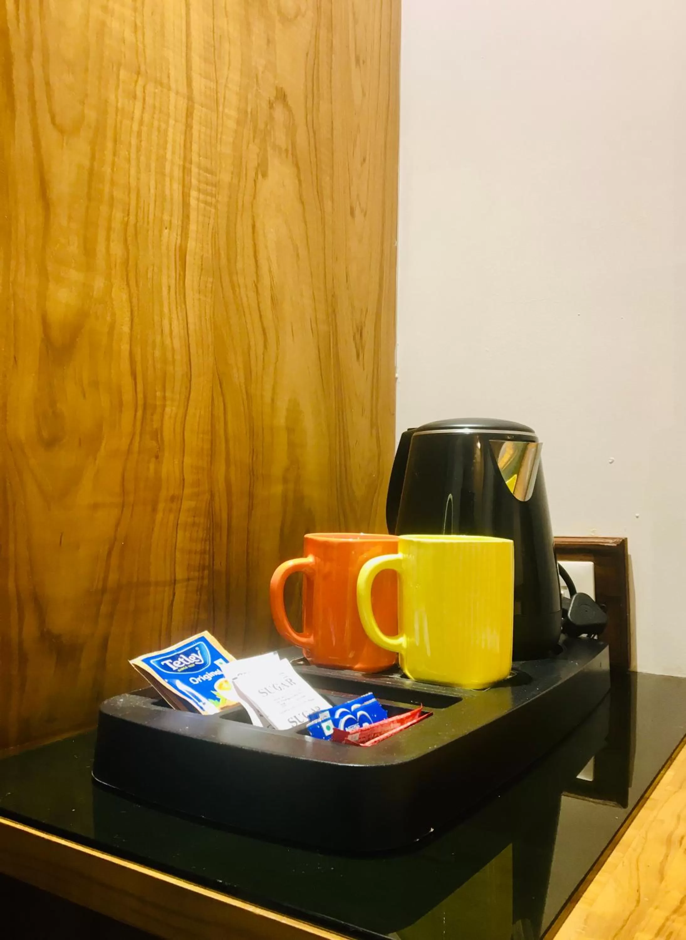 Coffee/tea facilities in HALF Hotel, Calangute