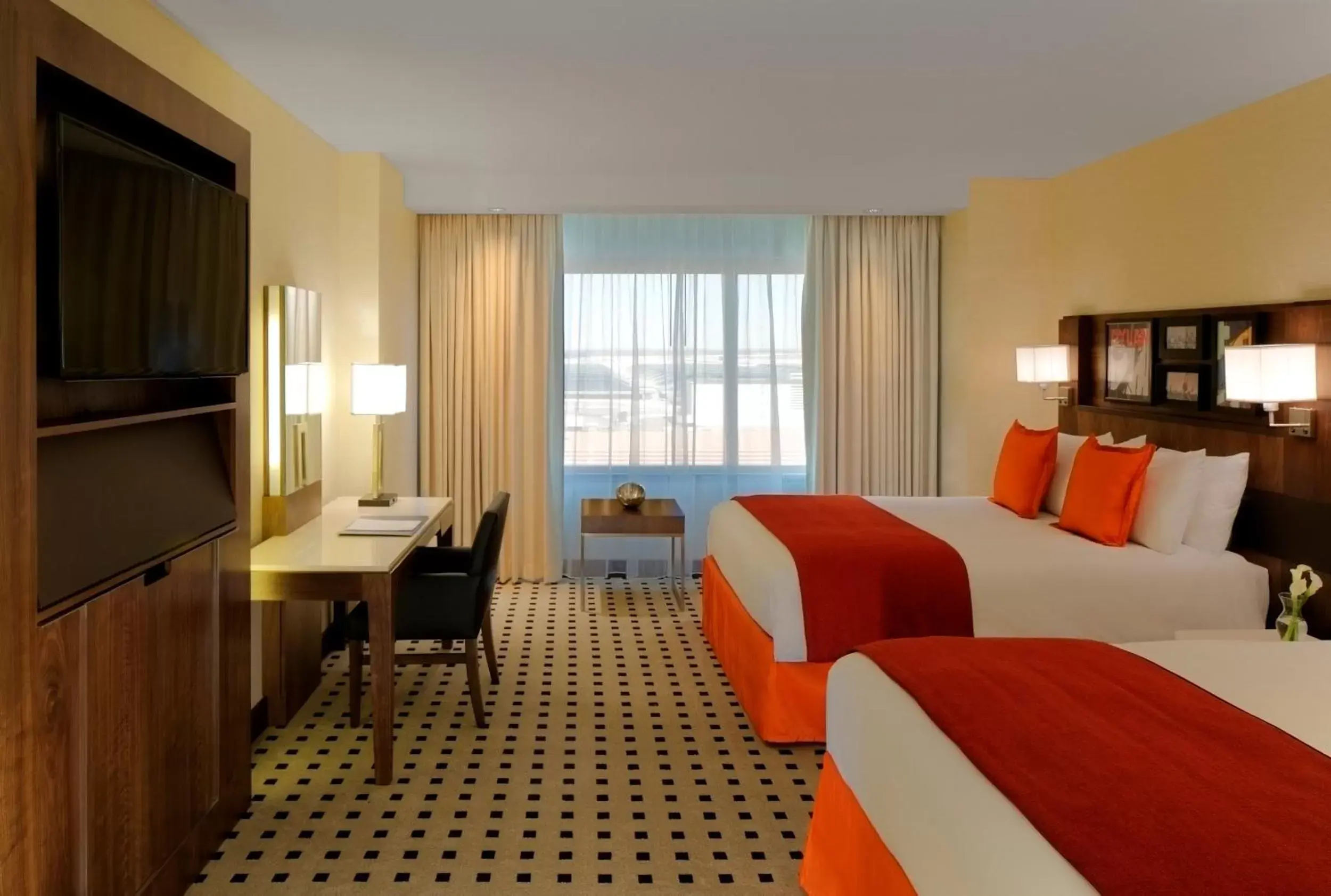 Photo of the whole room, Bed in Radisson Blu Mall of America Photo of the whole room, Bed in Radisson Blu Mall of America