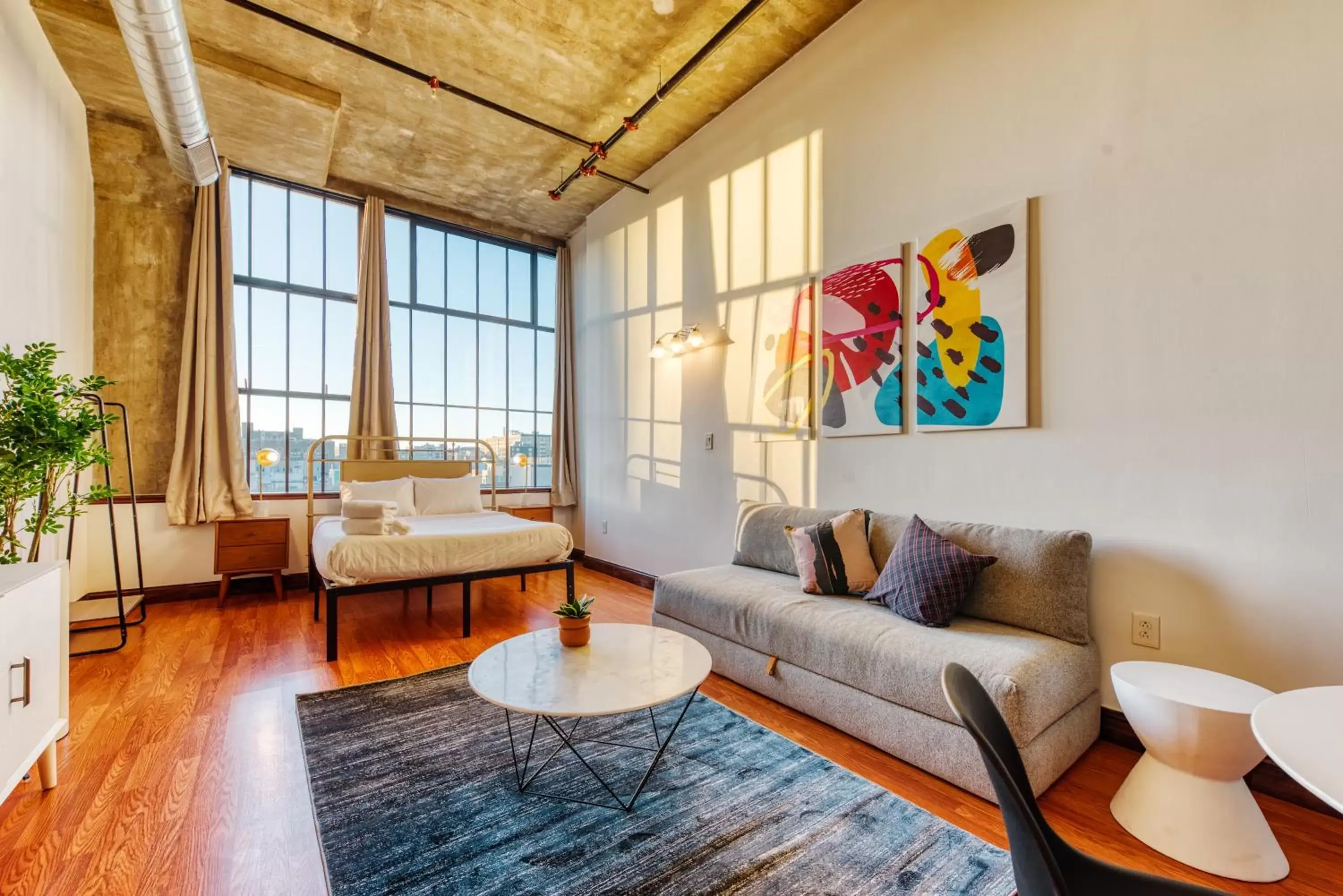 Studio Apartment in Sosuite at Independence Lofts - Callowhill