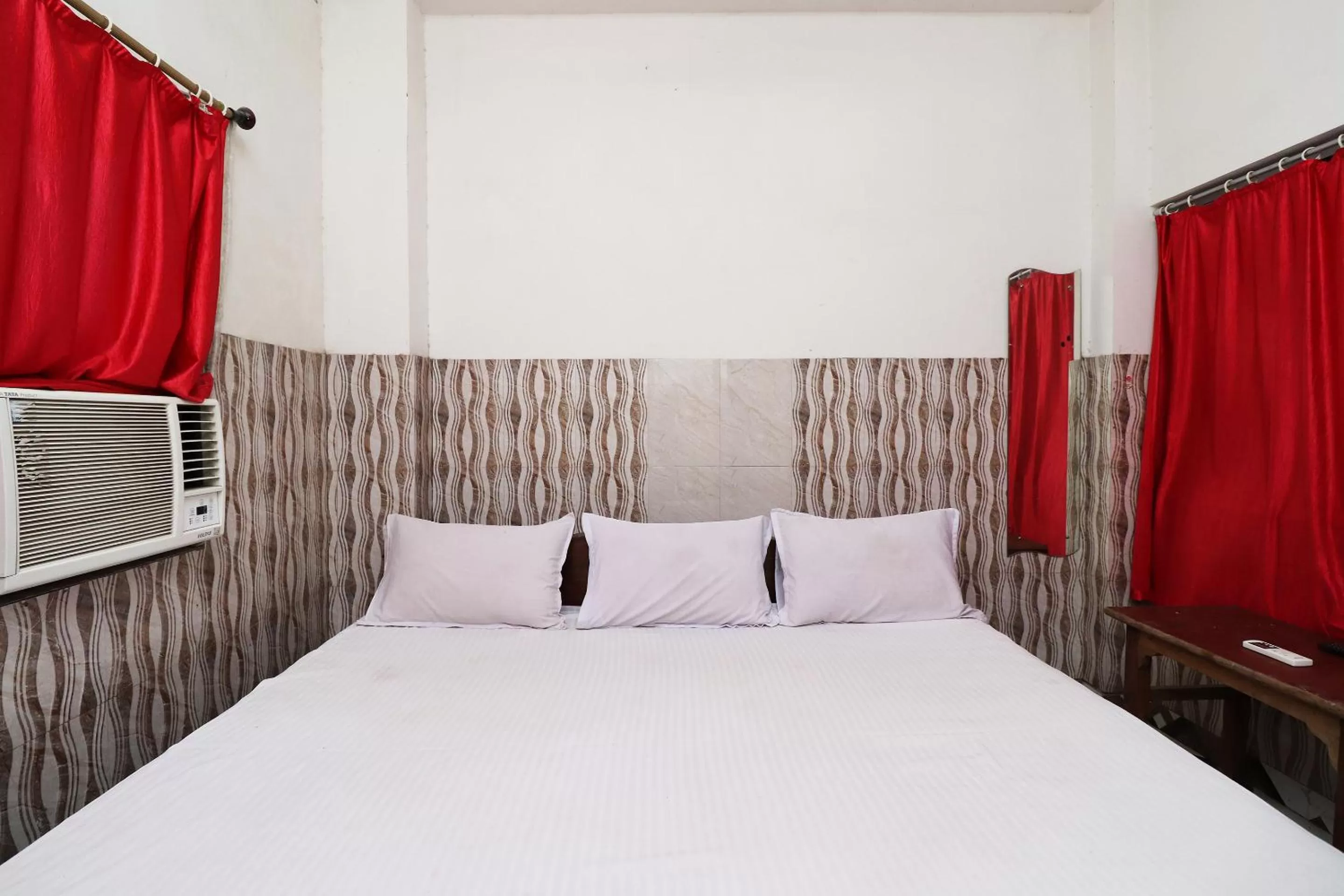 Superior Double or Twin Room - single occupancy in Hotel Vijay