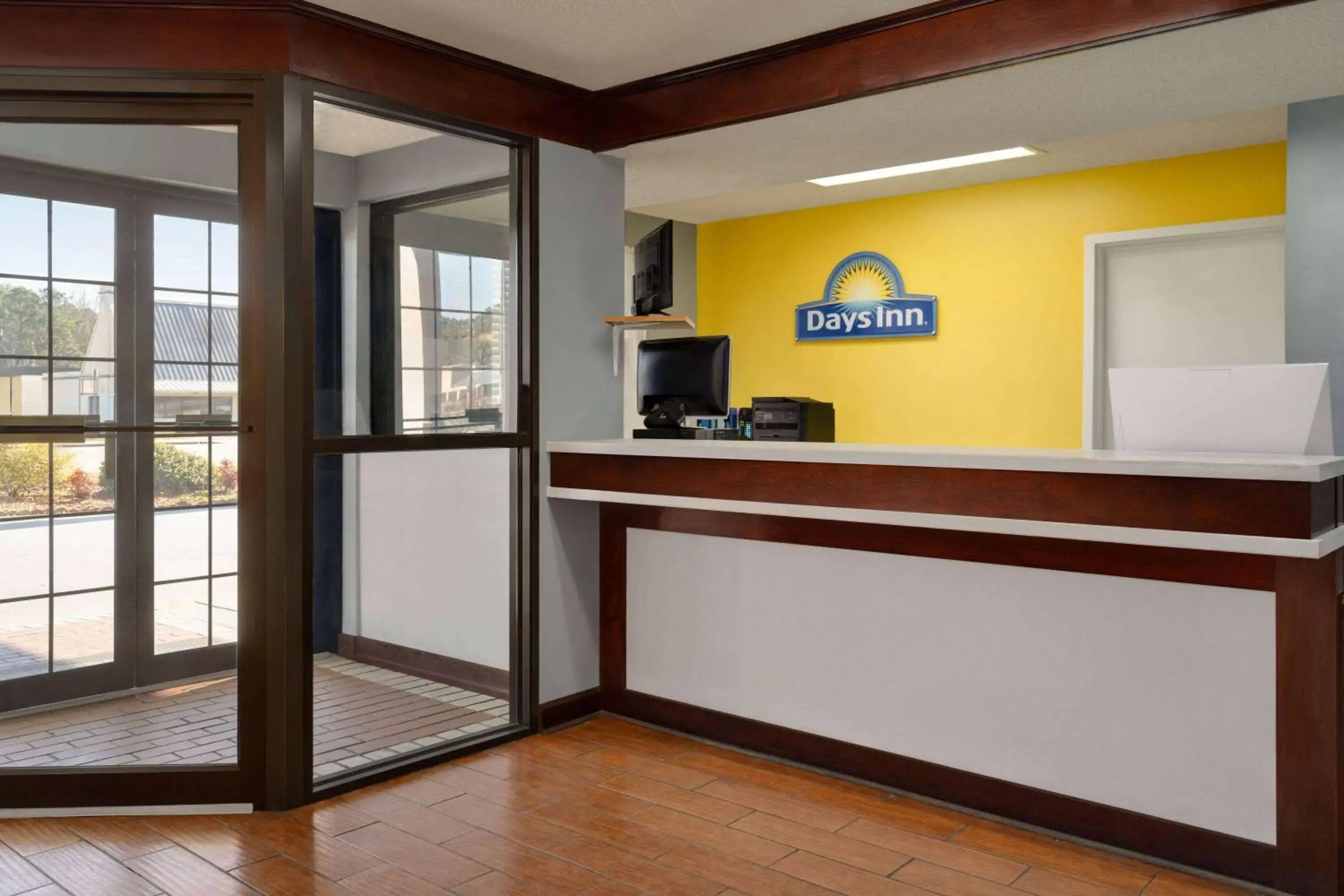 Lobby or reception, Lobby/Reception in Days Inn by Wyndham Dillon