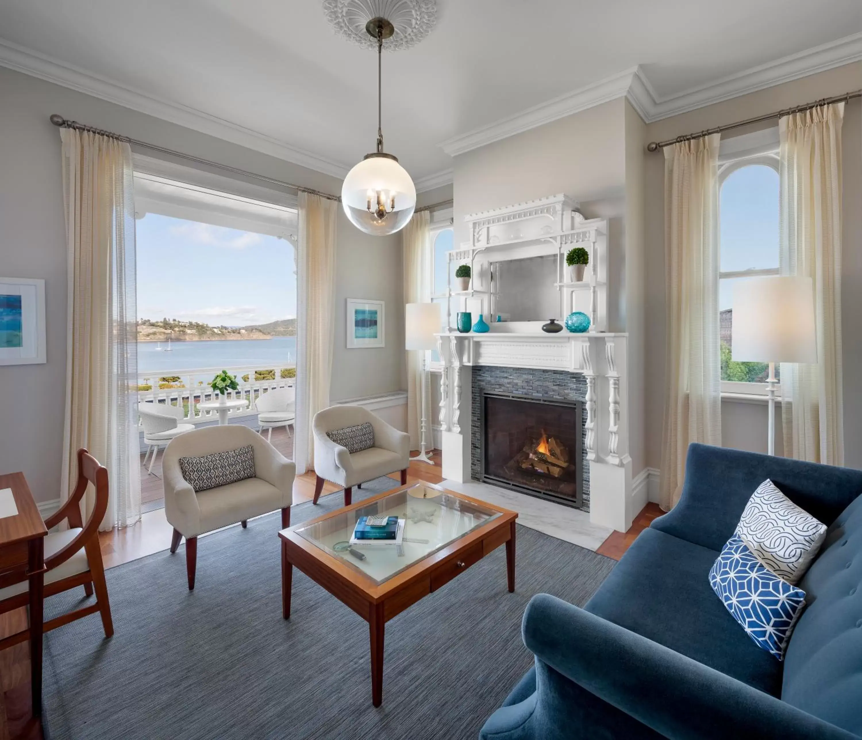 Living room, Seating Area in Casa Madrona Hotel and Spa