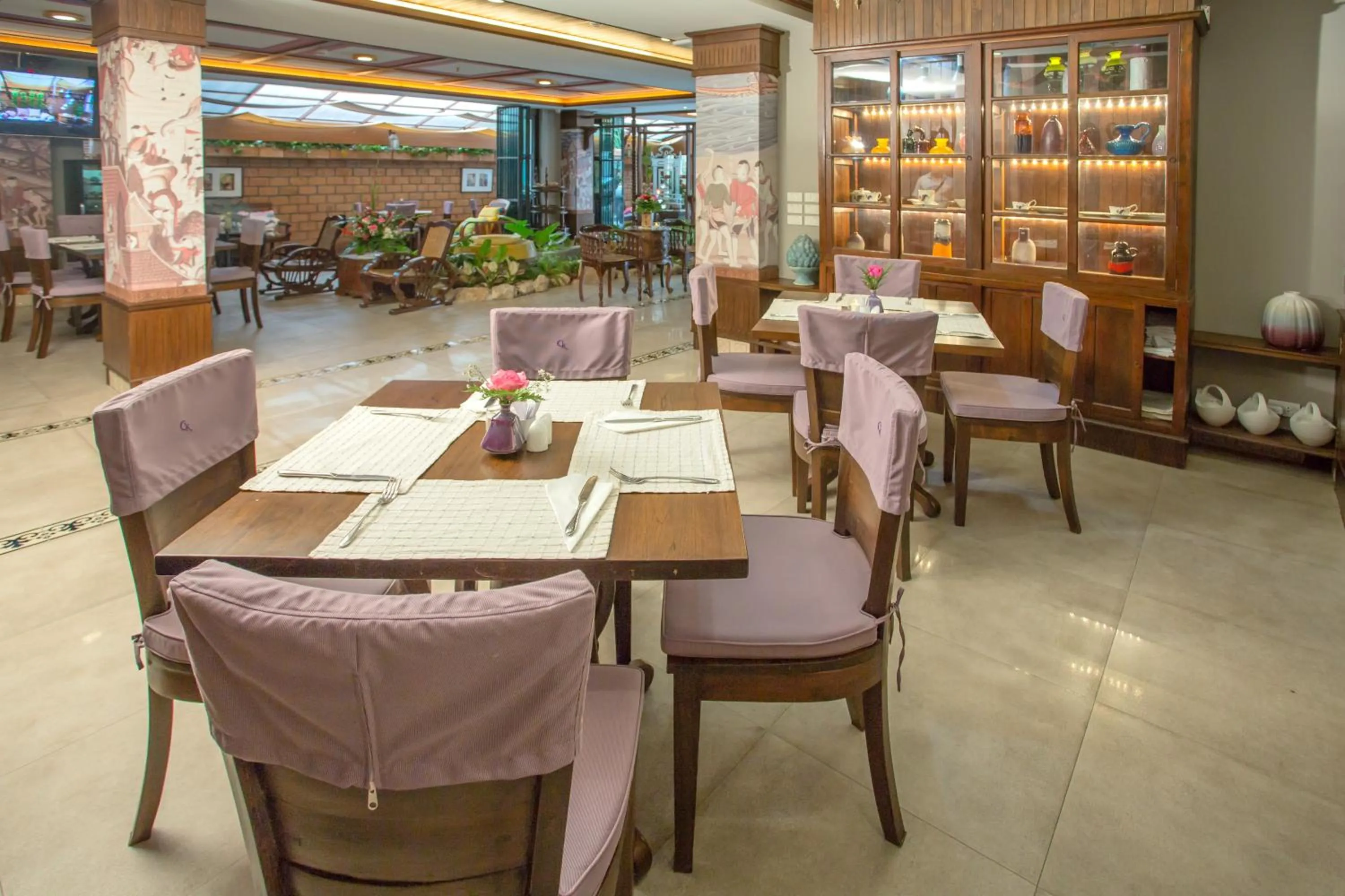 Restaurant/places to eat in Chankam Boutique Hotel