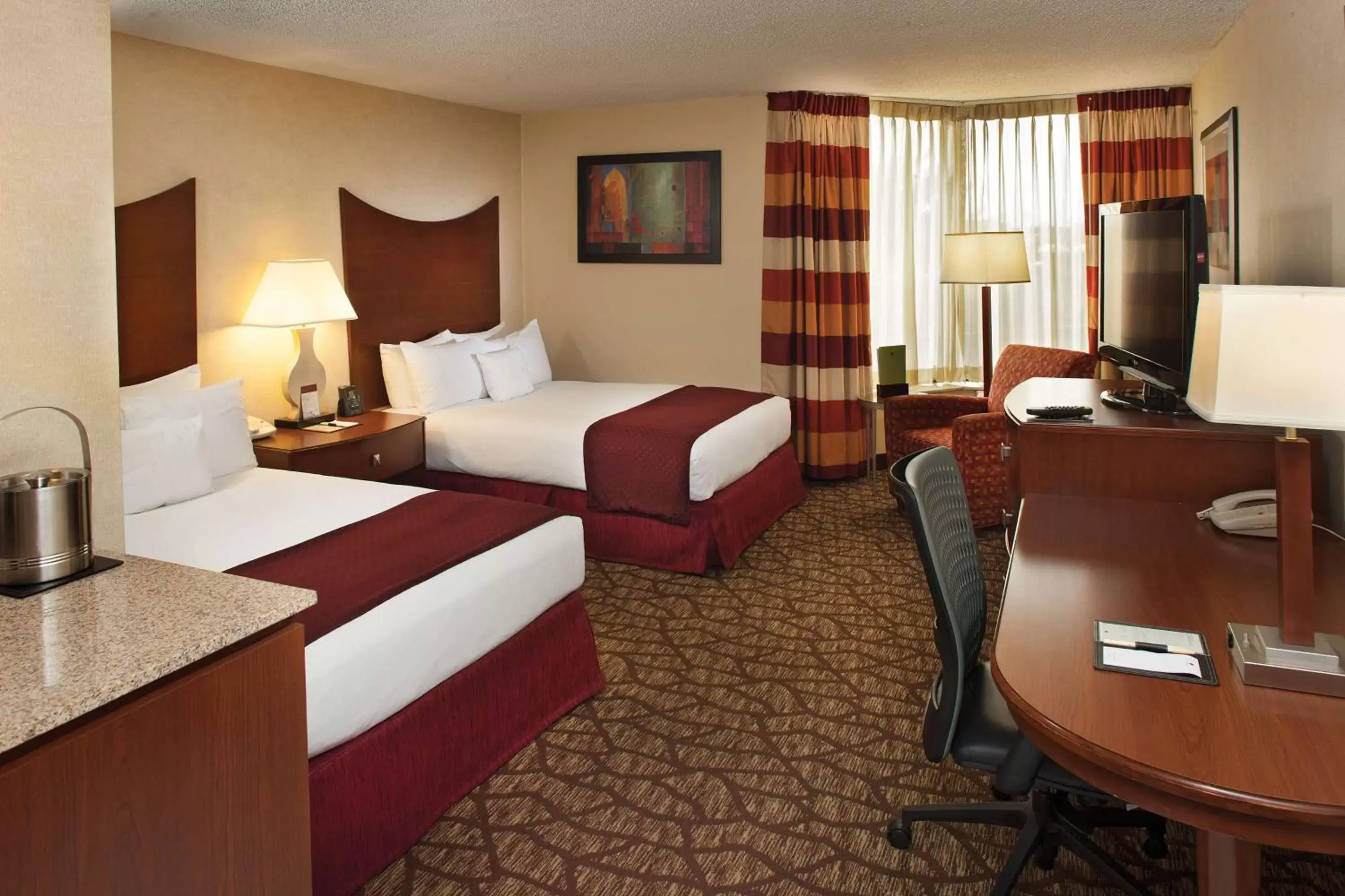 Bedroom, Bed in DoubleTree by Hilton Murfreesboro