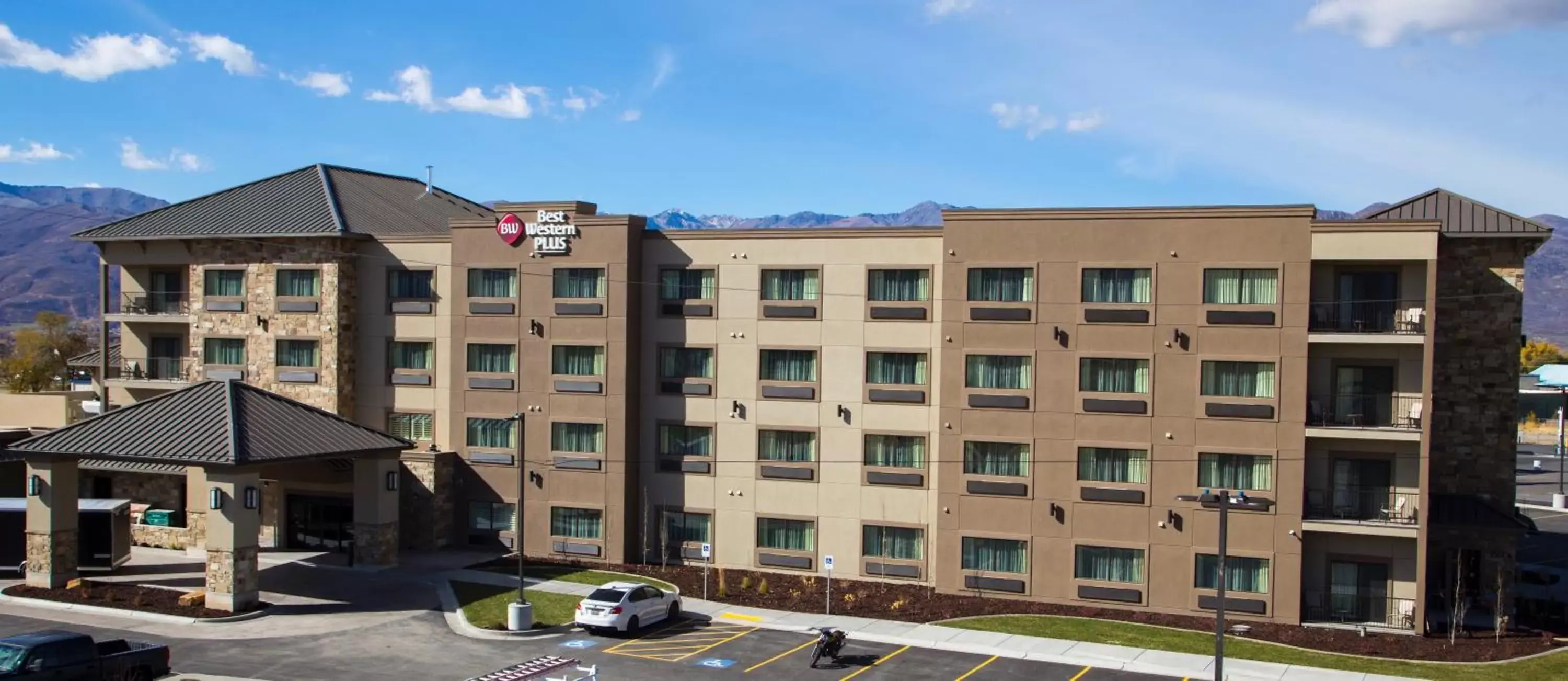 Property Building in Best Western Plus Heber Valley Hotel