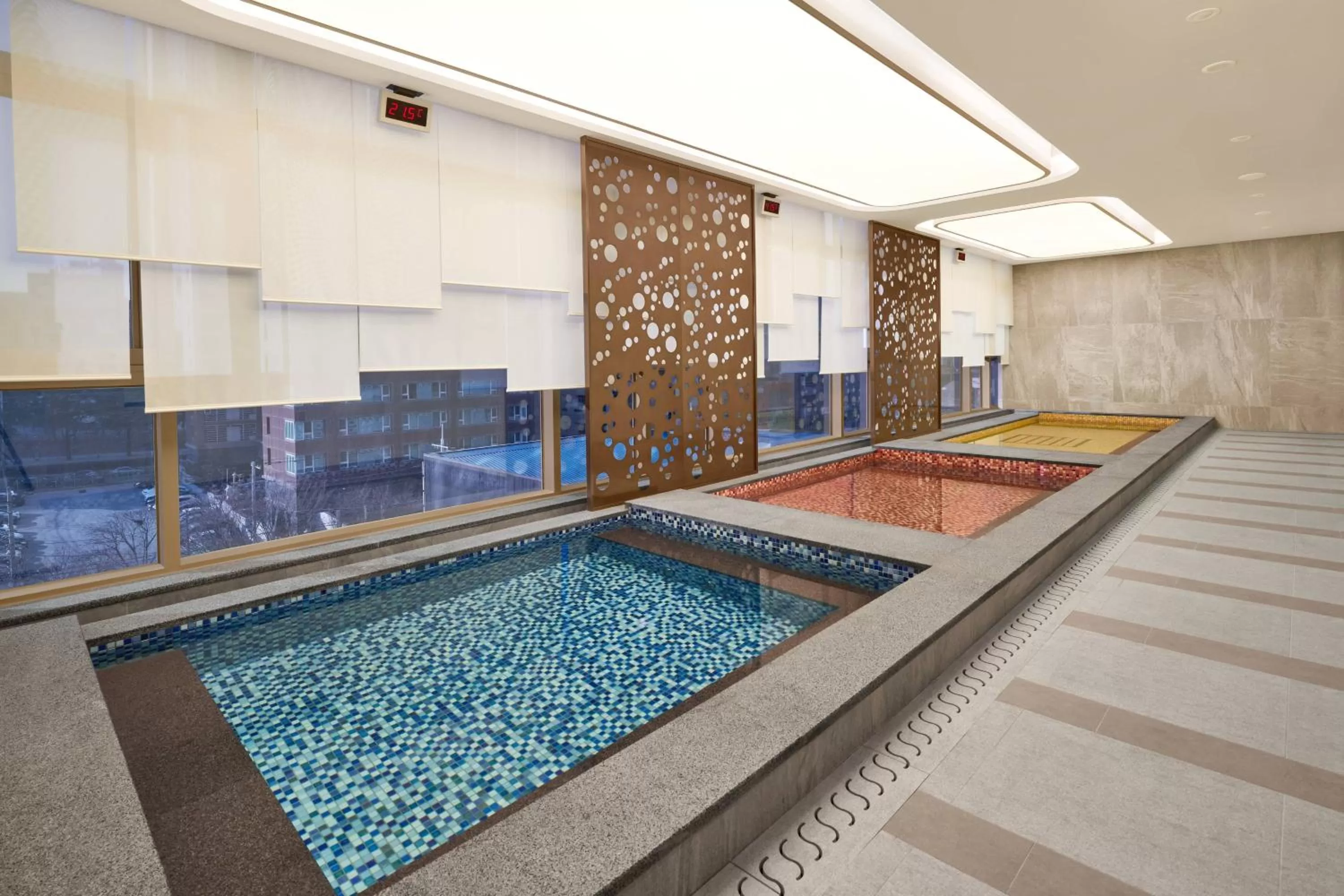Fitness centre/facilities in Daegu Marriott Hotel