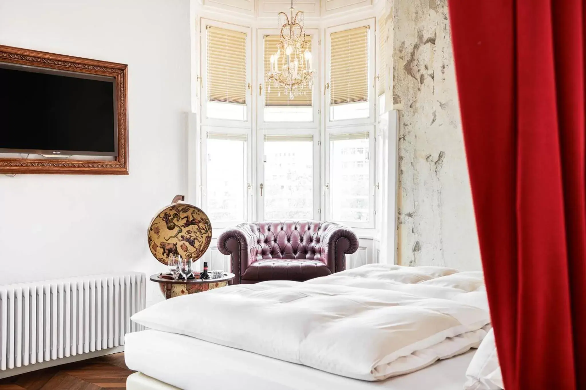 Bedroom, Bed in Grand Hotel Wiesler