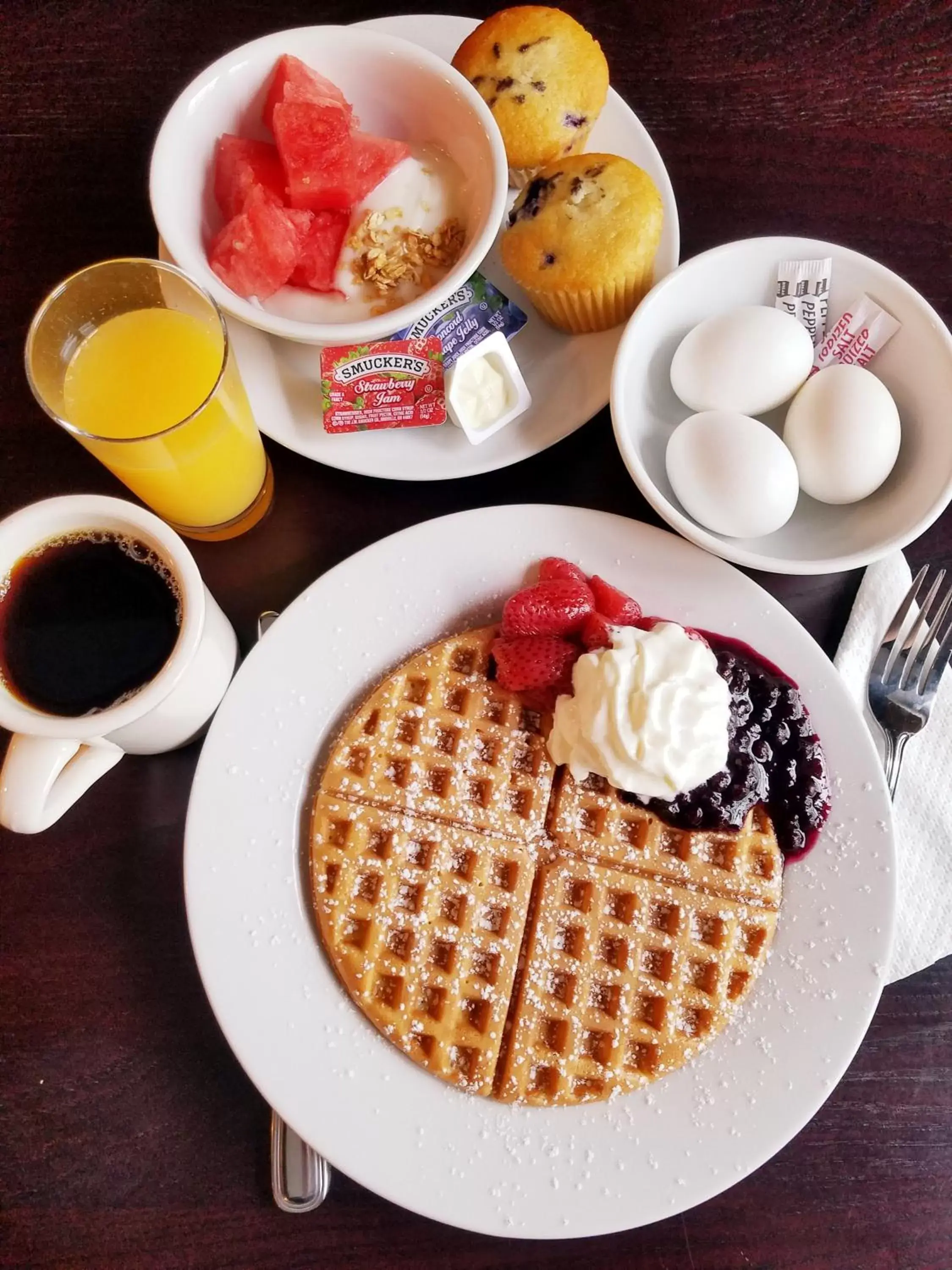 Buffet breakfast in King's Port Inn