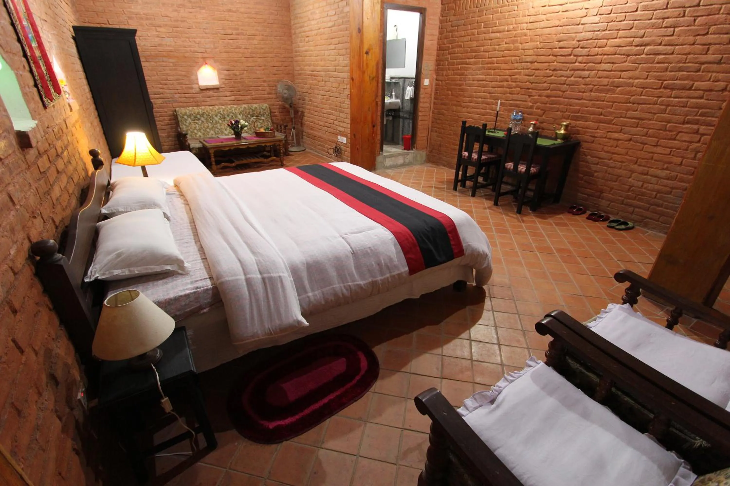 Photo of the whole room, Bed in World Heritage Hotel and Apartments