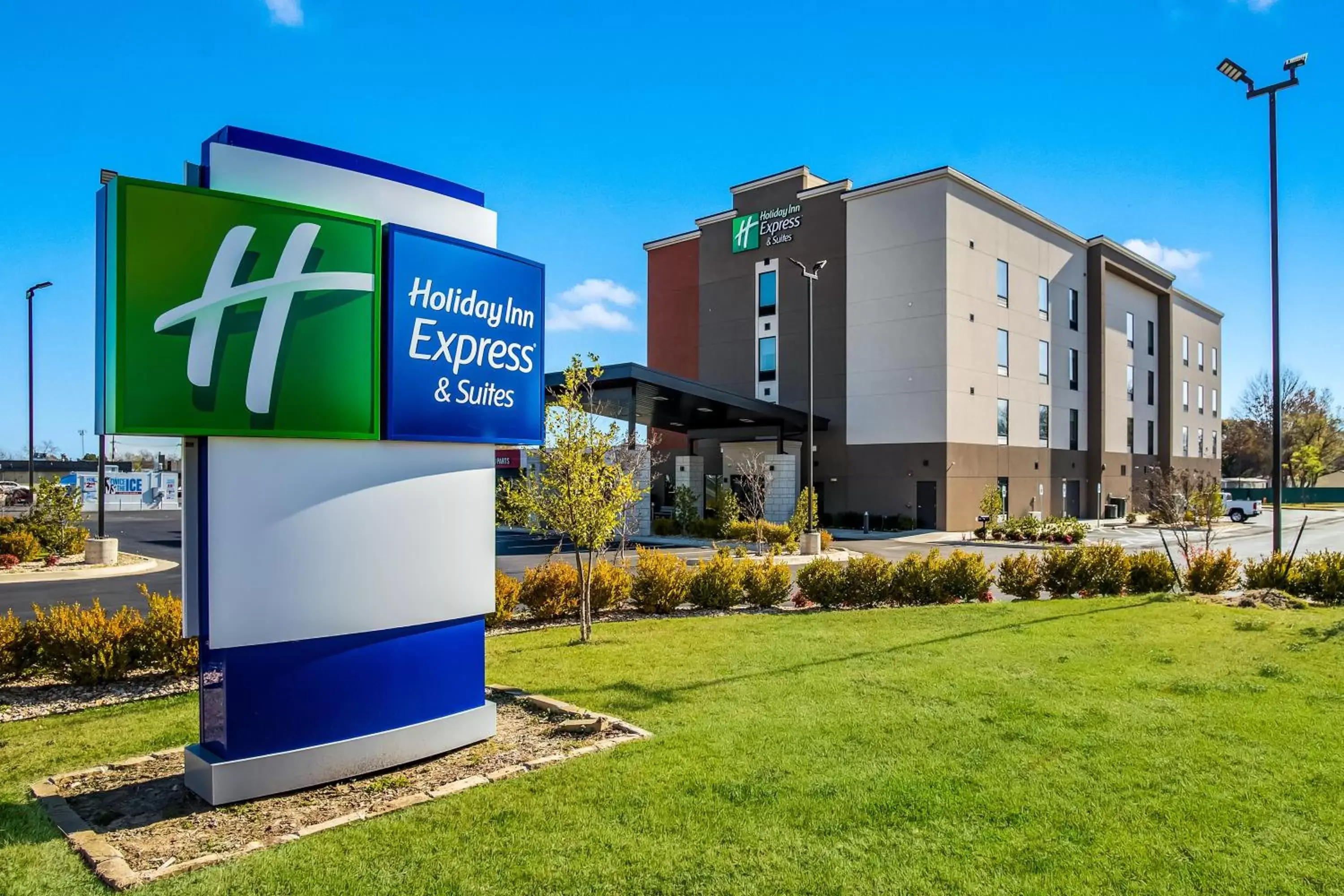 Property building in Holiday Inn Express & Suites Tulsa East - Catoosa, an IHG Hotel