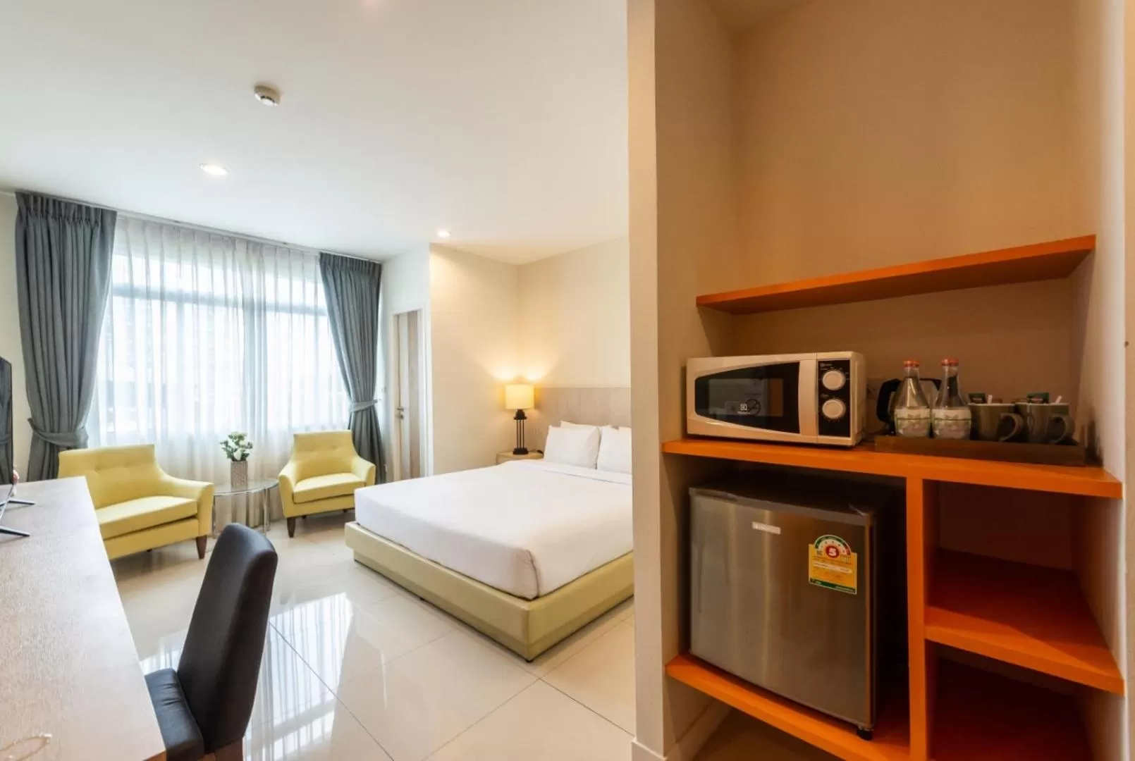 Property building, Bed in Paeva Luxury Serviced Residence SHA