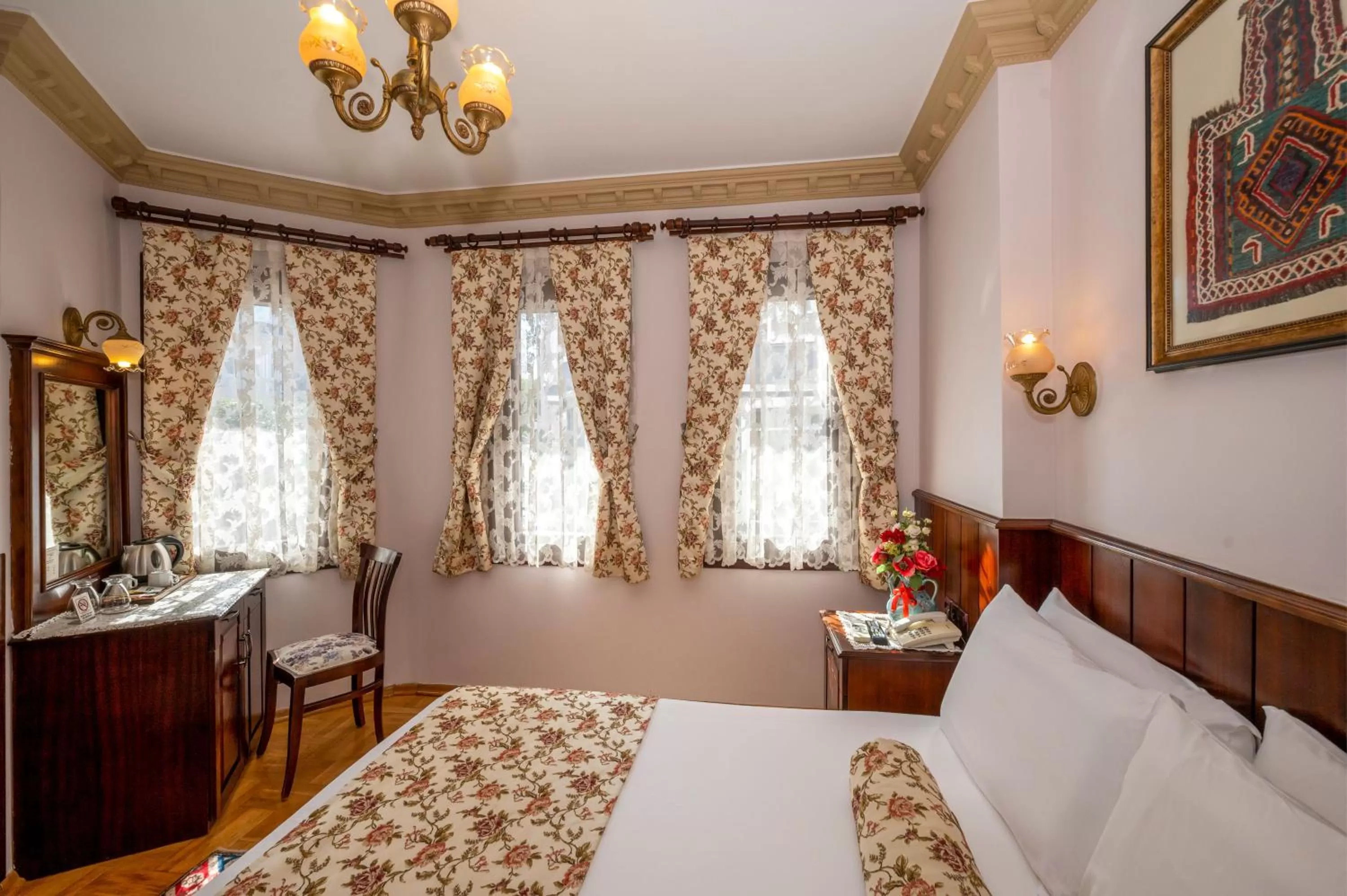 Photo of the whole room, Bed in Osmanhan Hotel