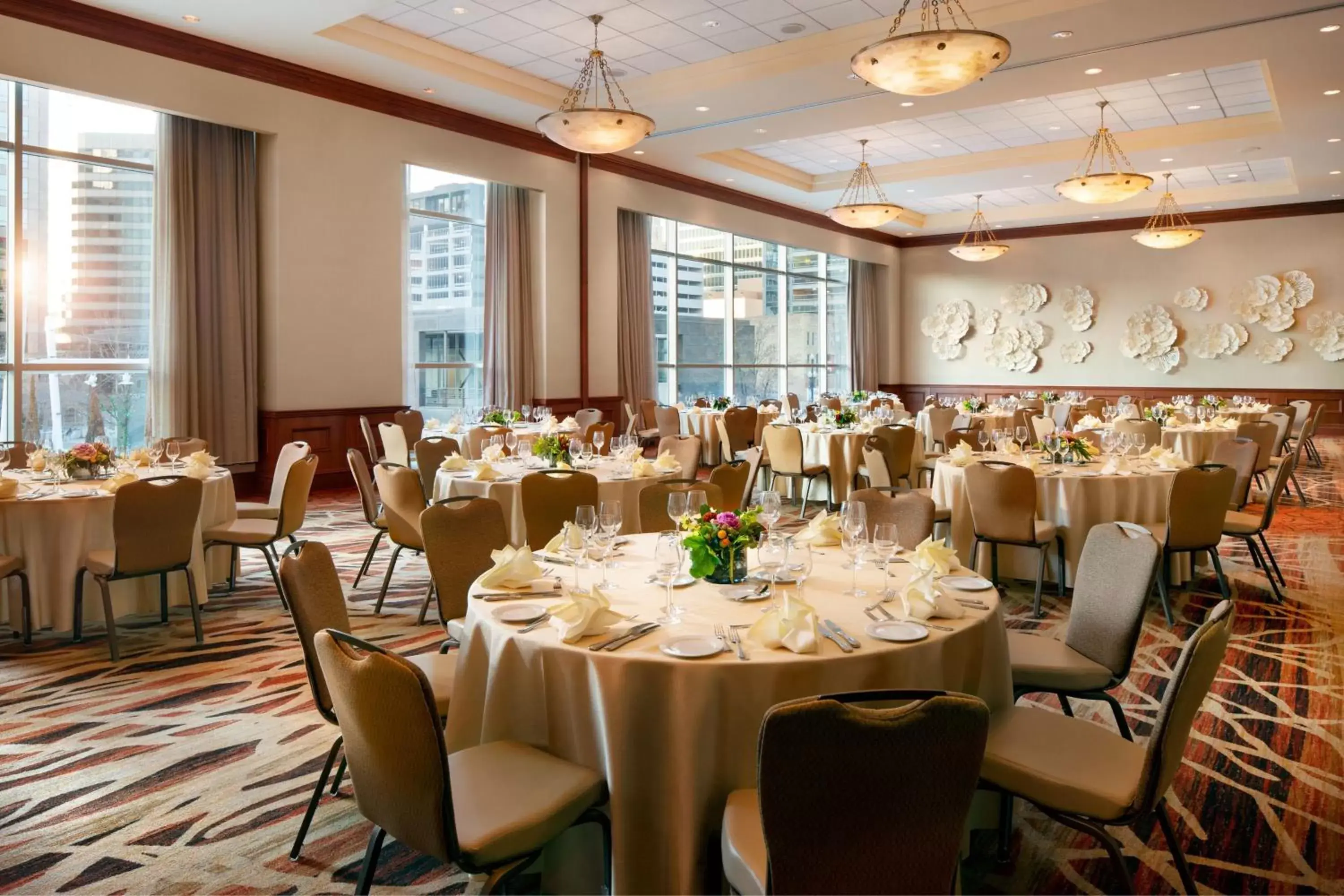 Meeting/conference room, Restaurant/Places to Eat in Marriott Salt Lake City Center