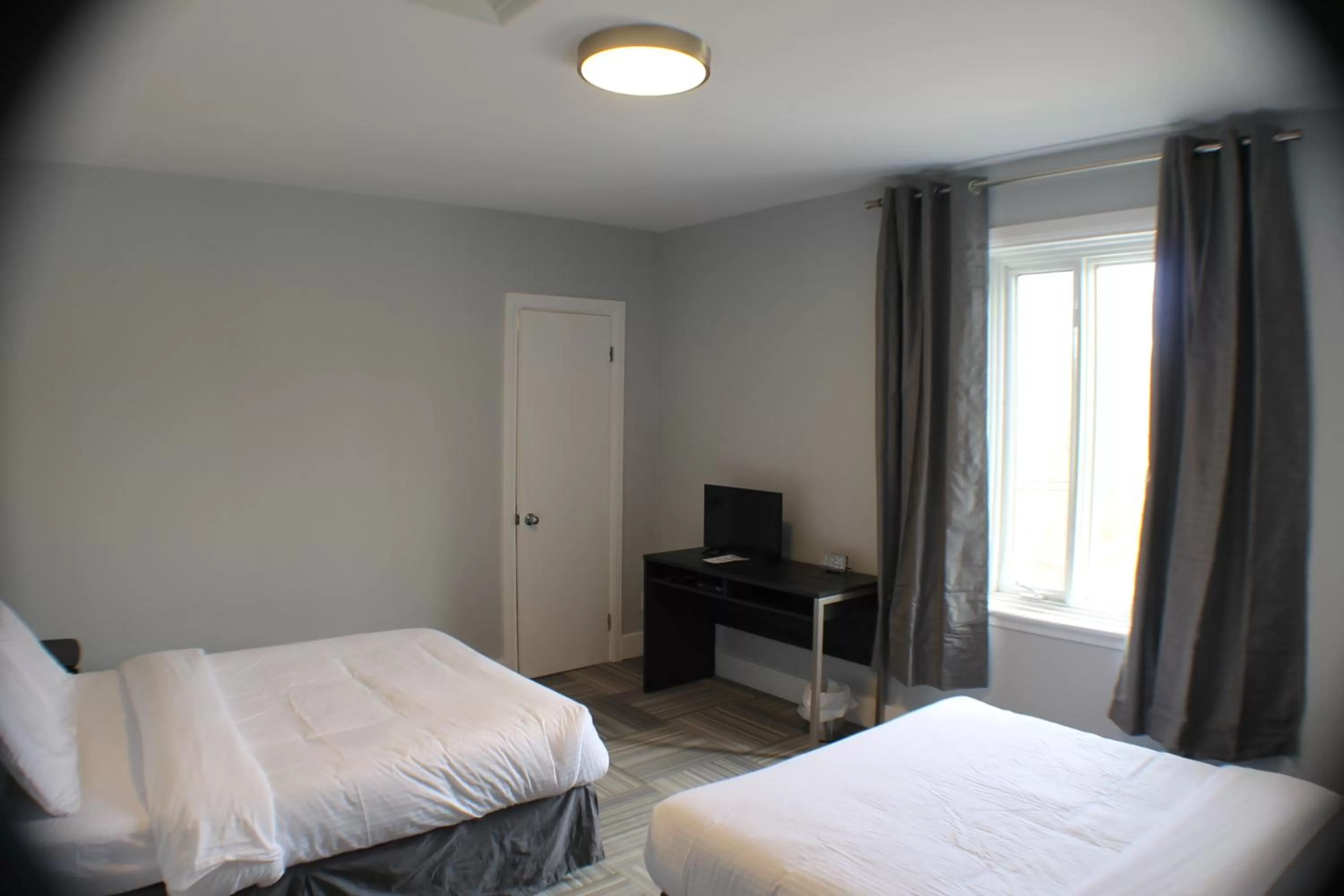 Bed in Auberge Valcartier - Par Aneyro