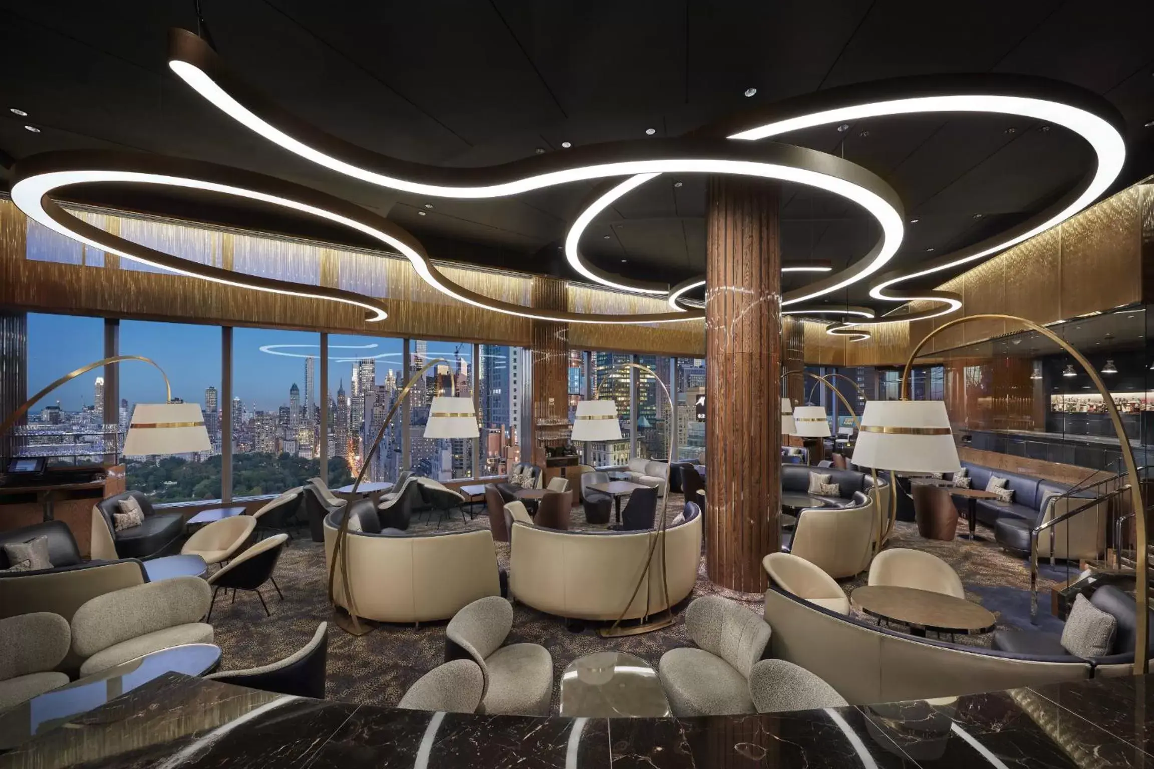 Lounge or bar in Mandarin Oriental New York