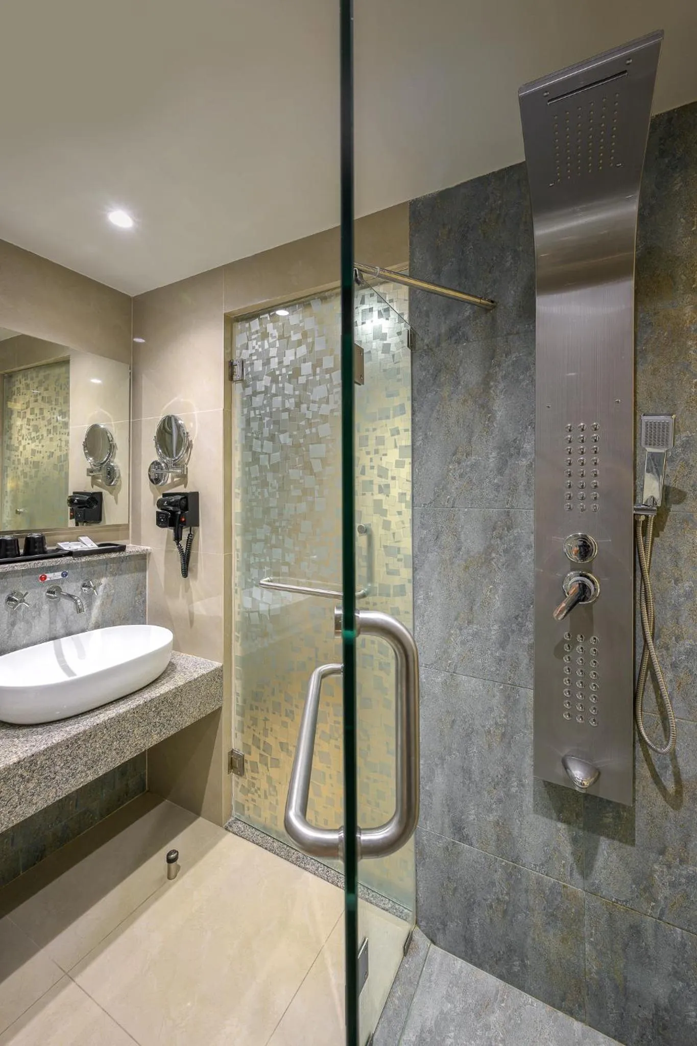 Shower in Zenseana Resort & Spa - Patong, Phuket
