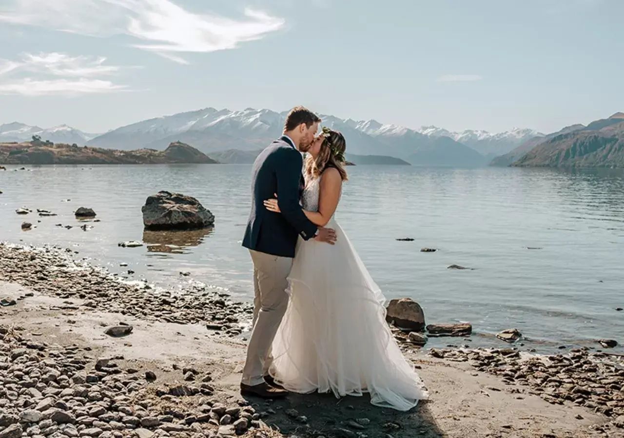 wedding, Beach in Edgewater Hotel