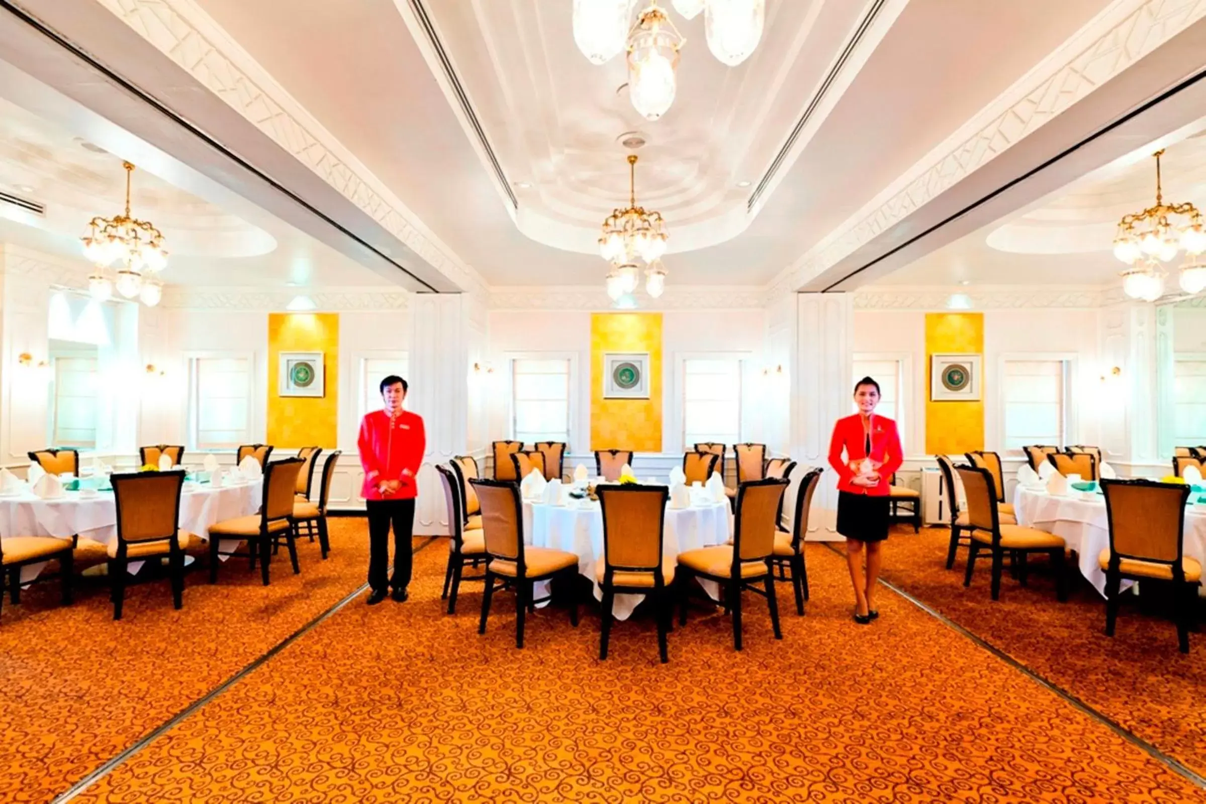 Restaurant/Places to Eat in Royal Princess Larn Luang - SHA Extra Plus