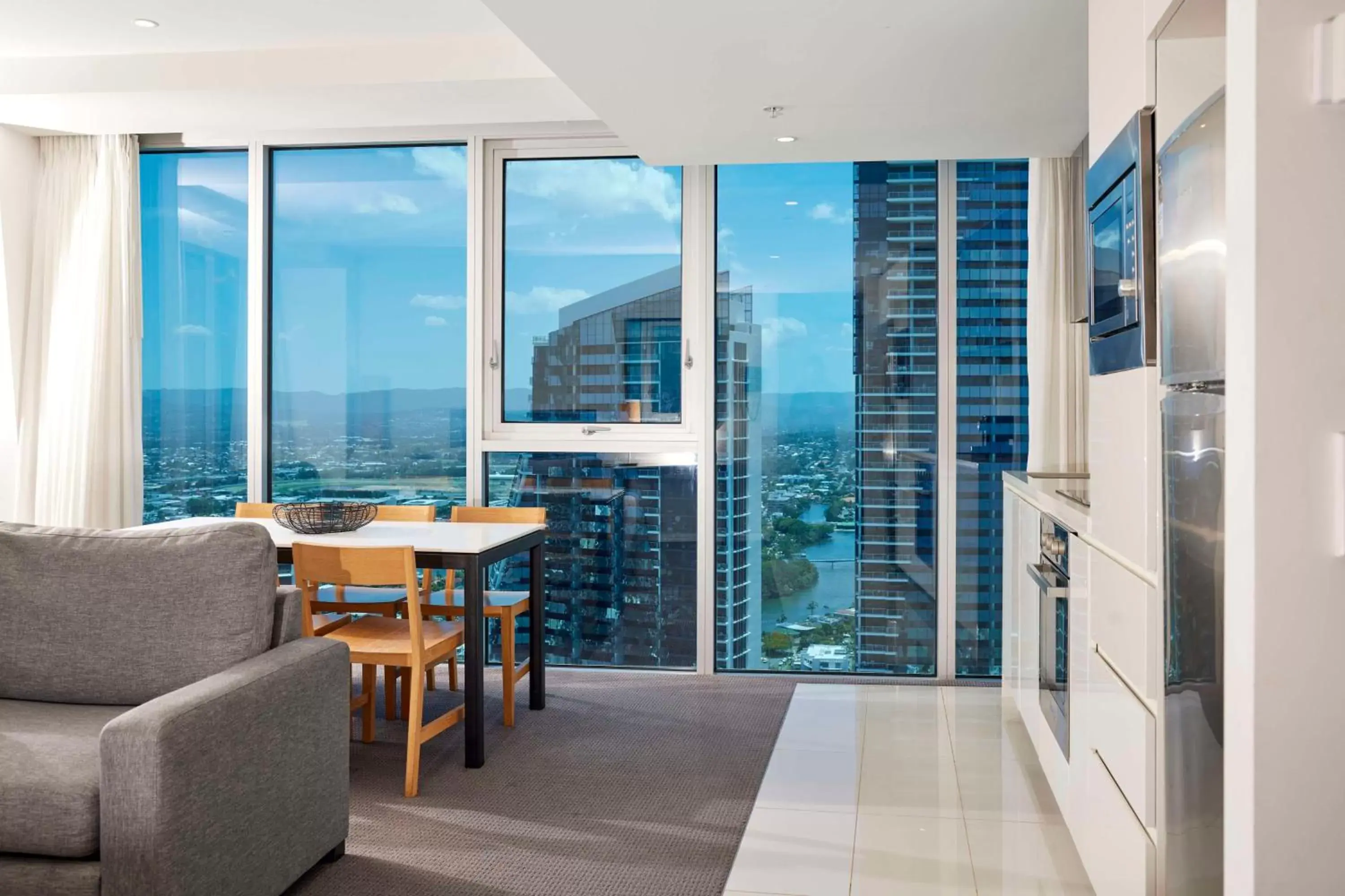 Living room in Hilton Surfers Paradise Hotel & Residences