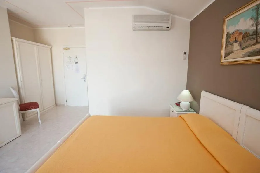 Bedroom, Bed in Hotel San Marco