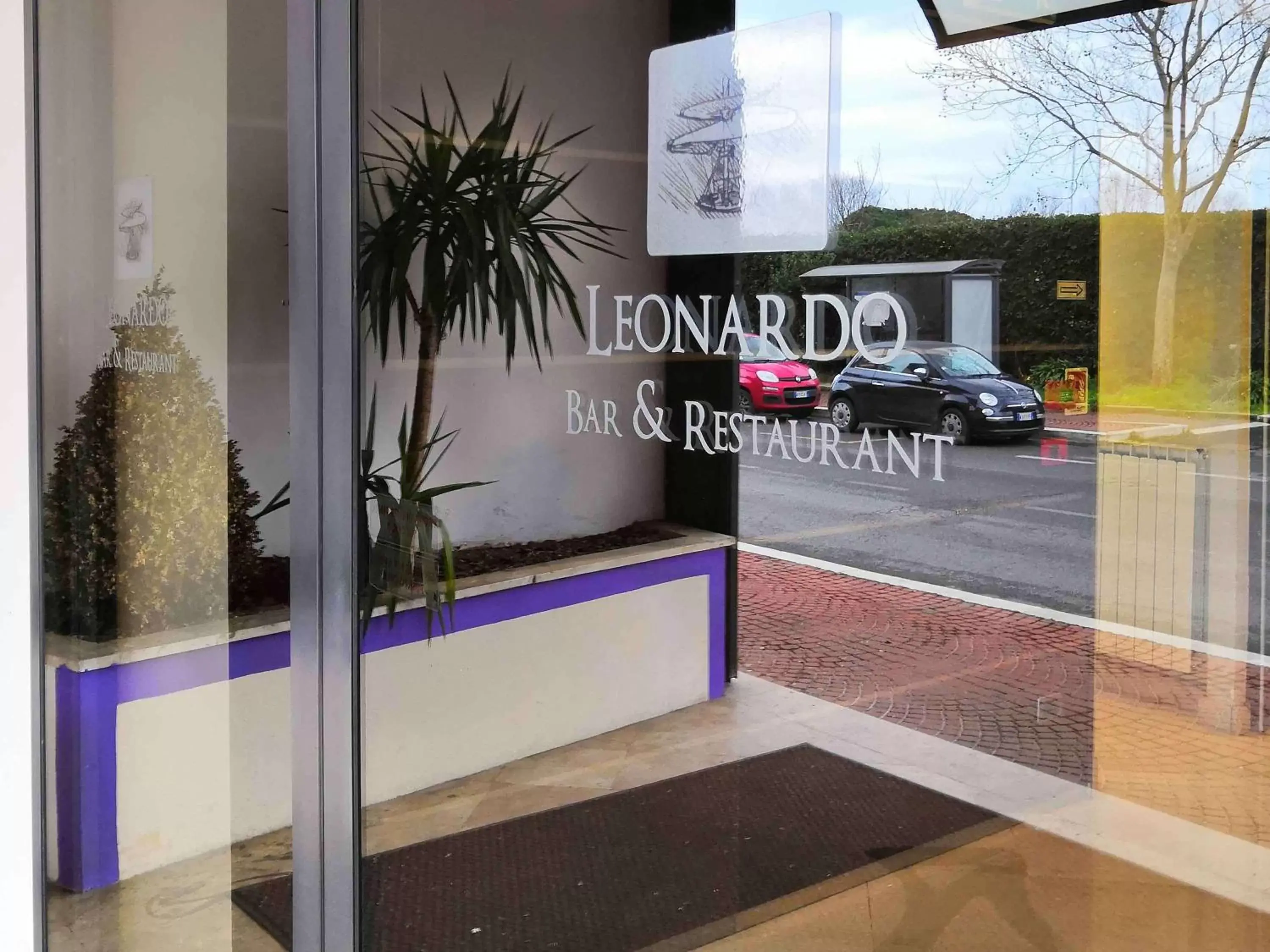 Restaurant/places to eat in Mercure Leonardo da Vinci Rome Airport