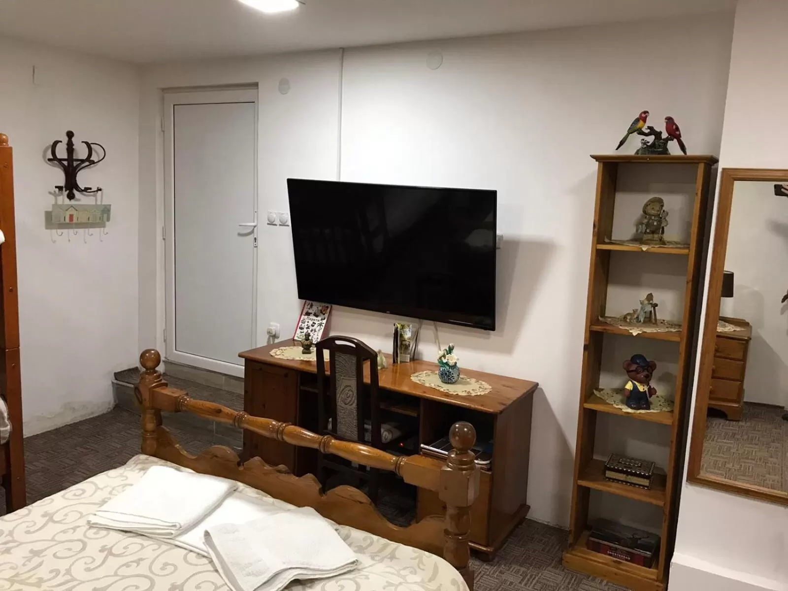 TV and multimedia in Villa Lola & Nikola