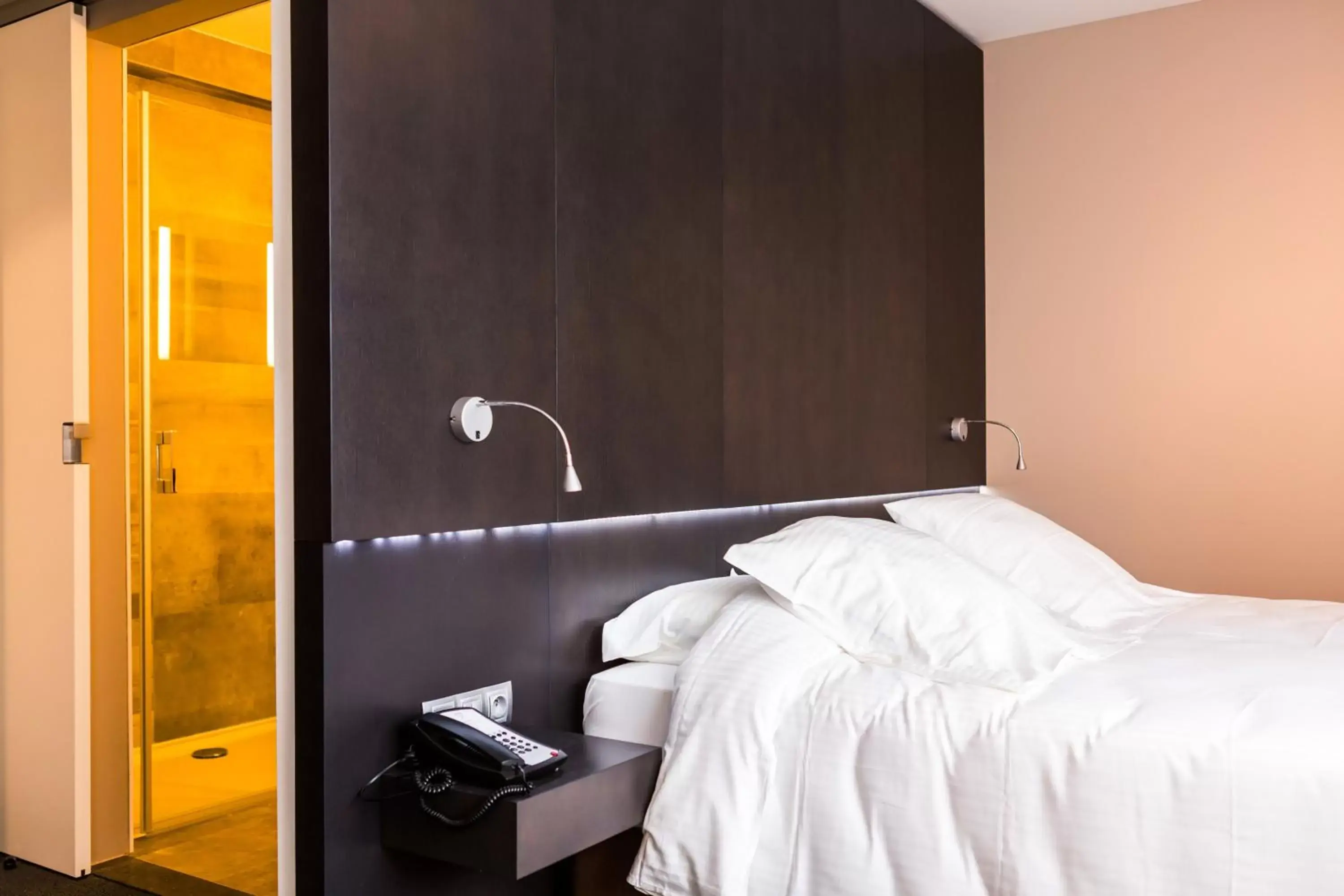 Bed in Tower Hotel Aalst Bed in Tower Hotel Aalst