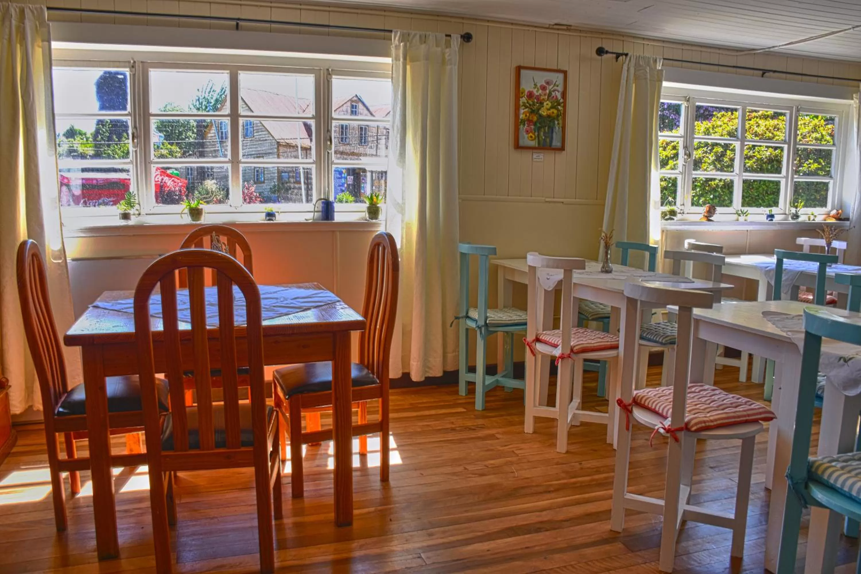 Restaurant/places to eat in Hostal Triwe