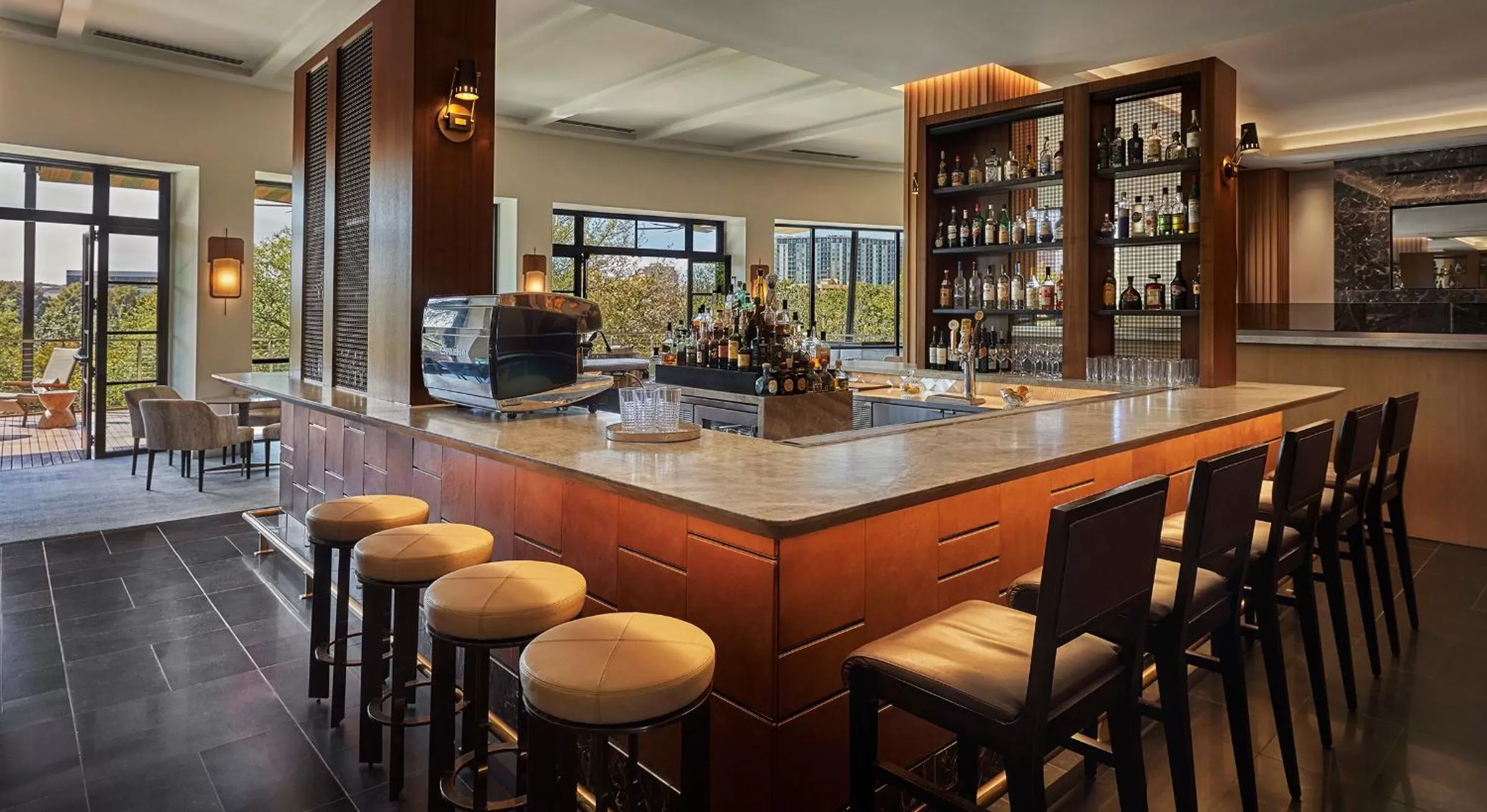 Lounge or bar in Four Seasons Hotel Austin
