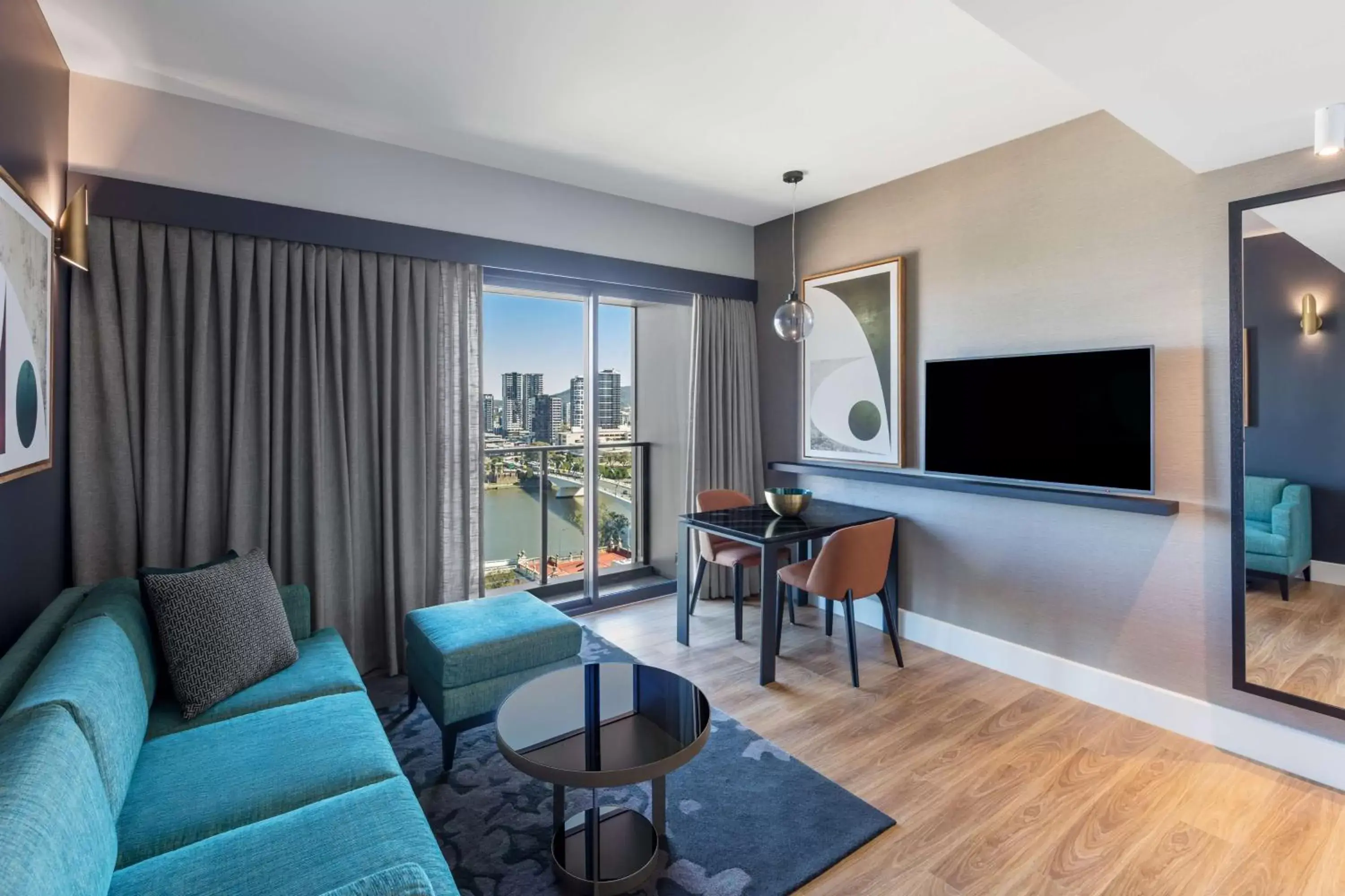 Bedroom, Seating Area in Adina Apartment Hotel Brisbane