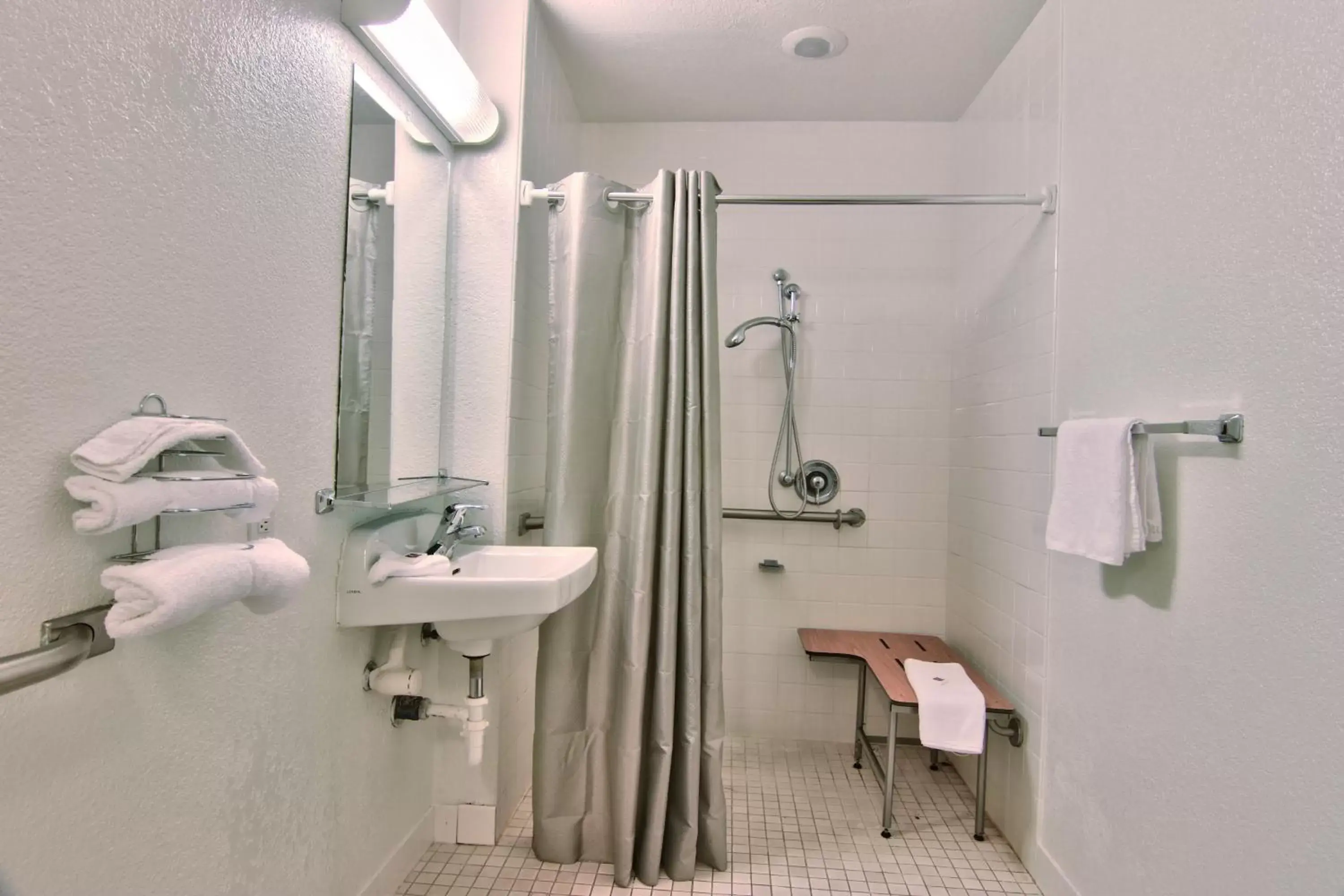 Shower, Bathroom in Motel 6-Sacramento, CA - South Sacramento and Elk Grove
