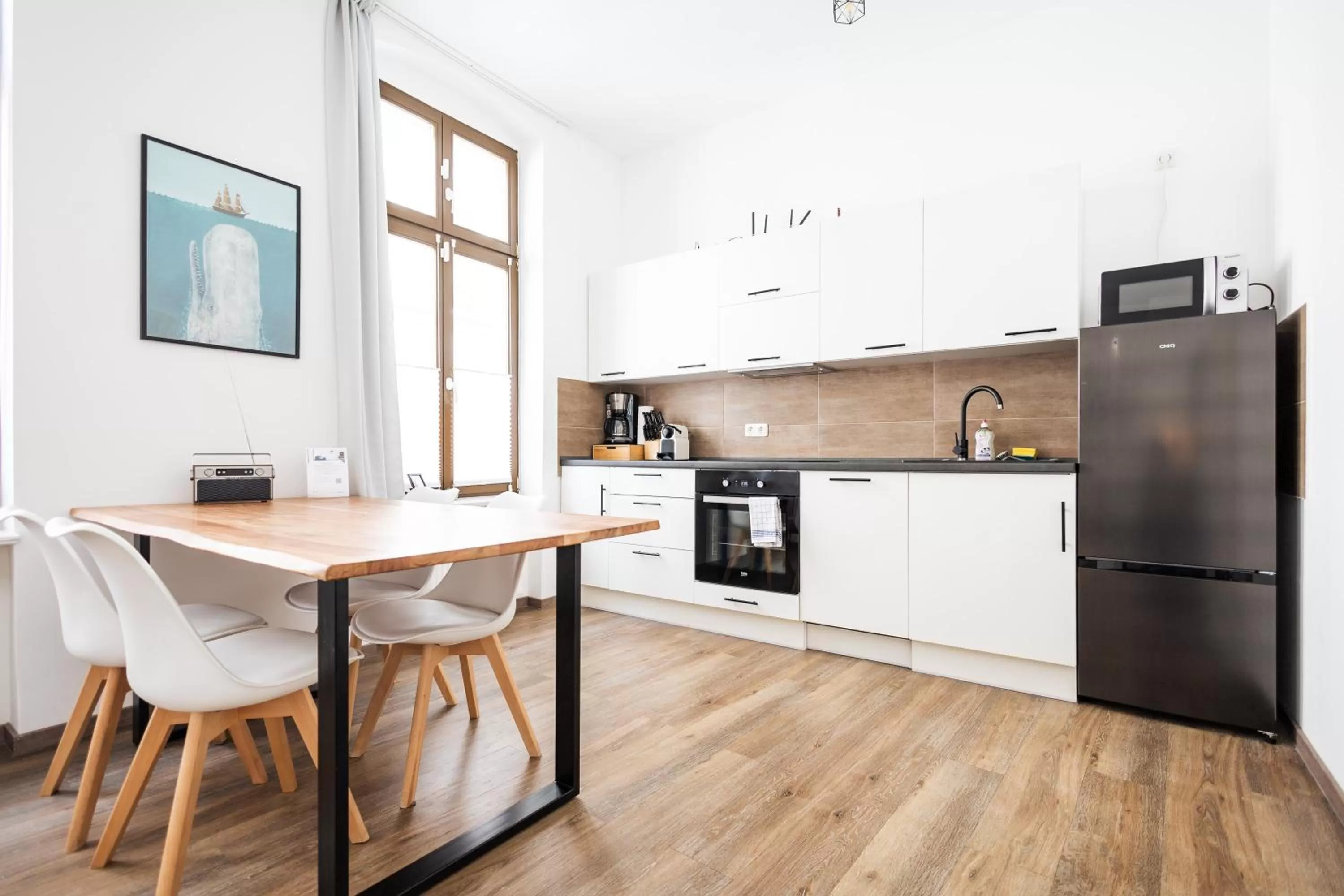 Kitchen or kitchenette in Apartments am Neuen Theater - Altstadt - Zentral - Küche - Wifi - Powered by Ko-Living