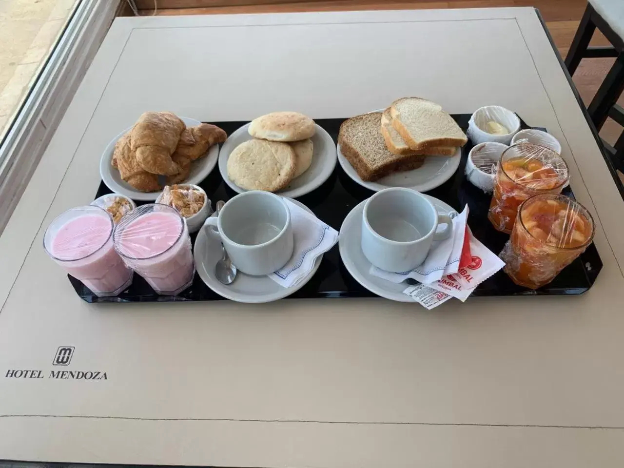 Breakfast in Hotel Mendoza