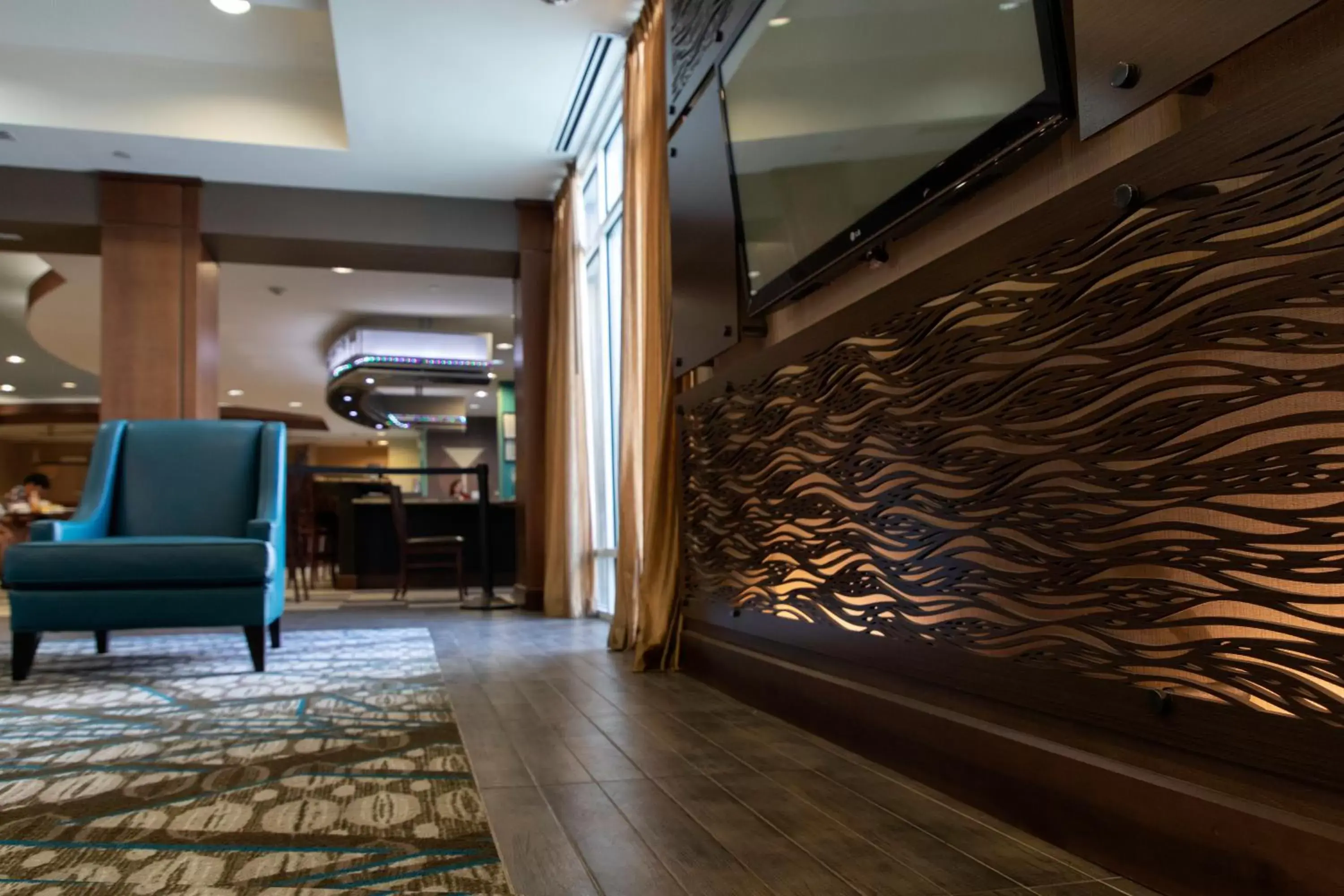 Lounge or bar in Holiday Inn & Suites San Antonio Northwest by IHG Lounge or bar in Holiday Inn & Suites San Antonio Northwest by IHG