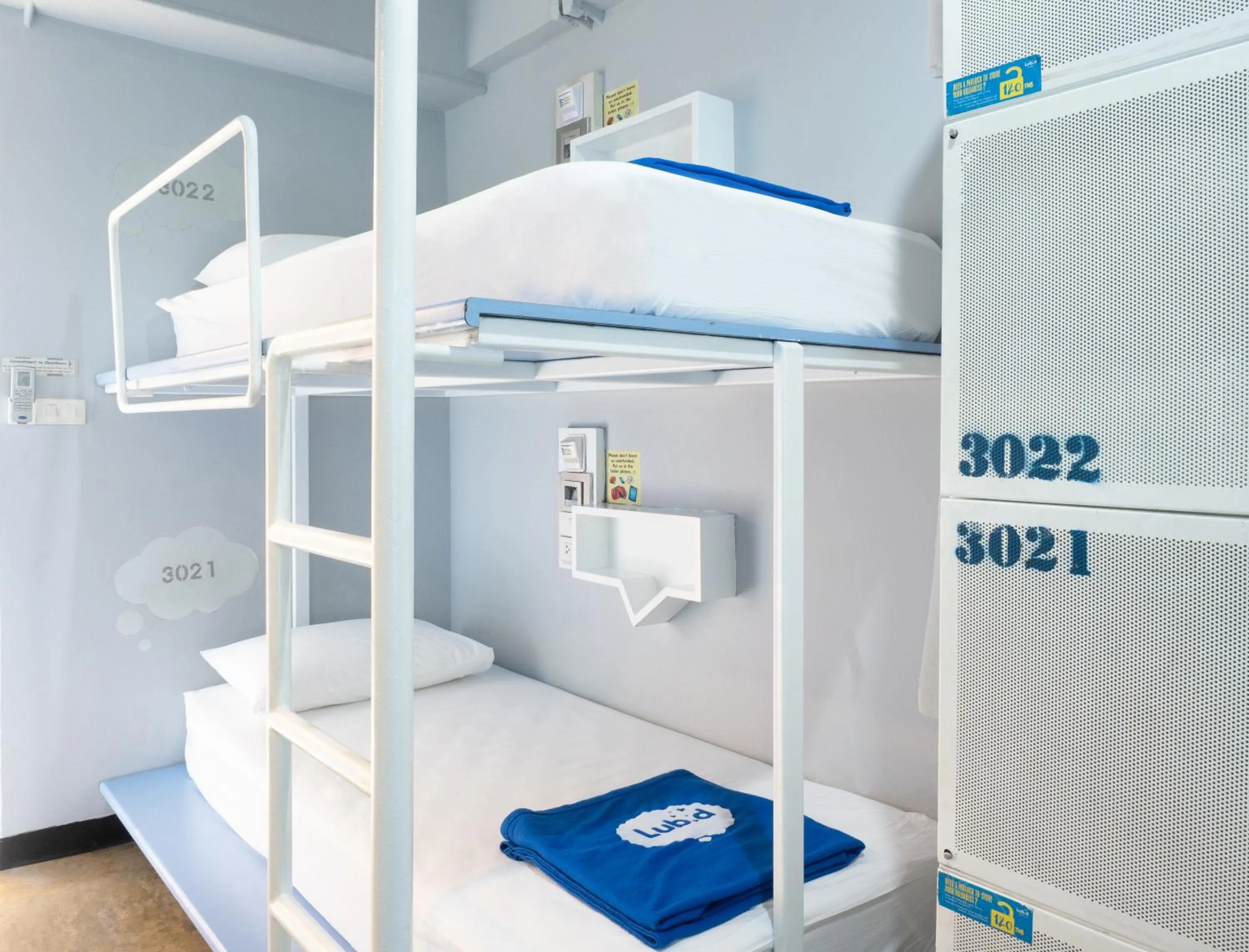 bunk bed, Bed in Lub d Bangkok Siam - Opposite MBK & Next to Skytrain - Perfect for shopping lovers!