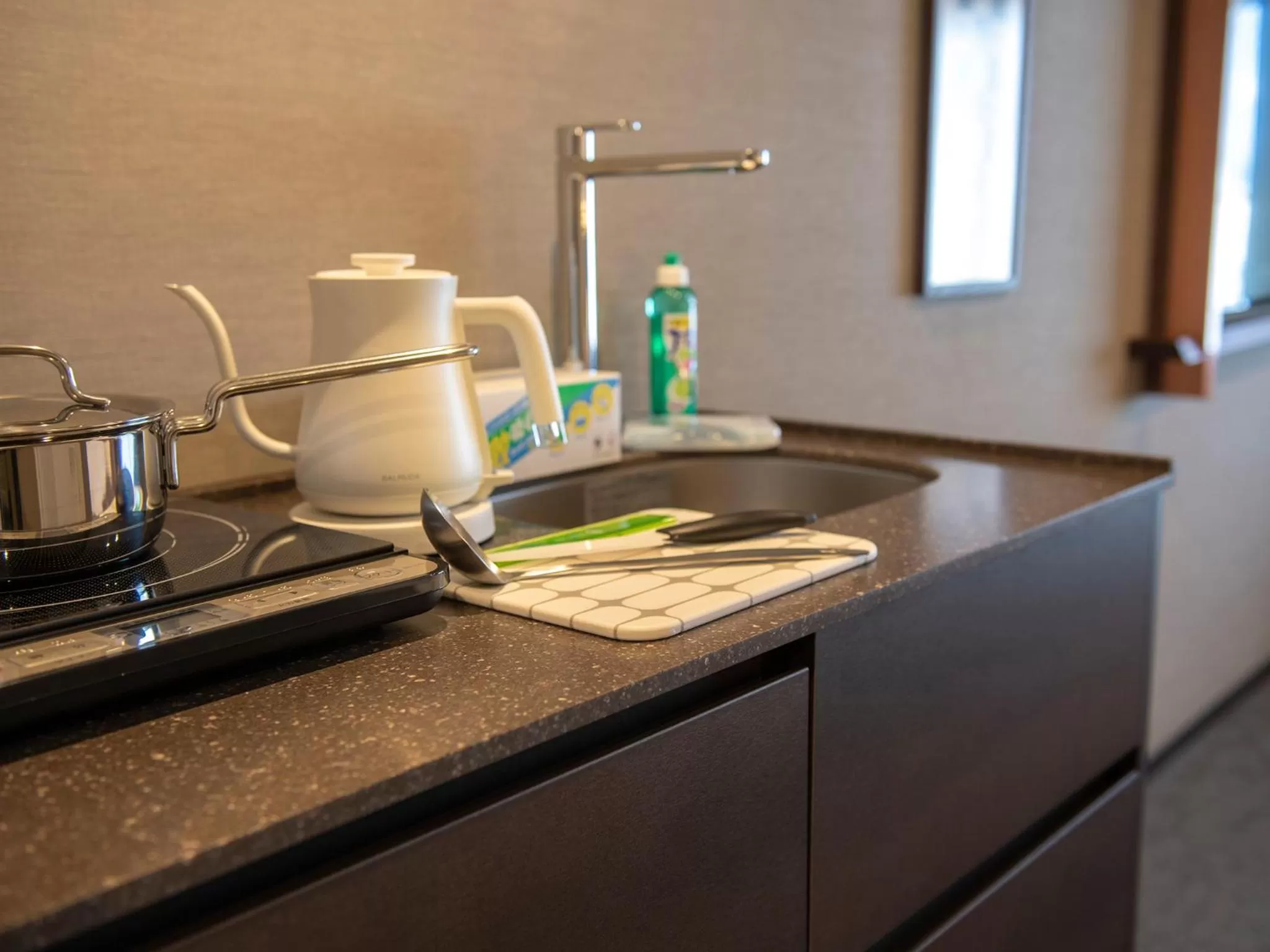 Kitchen or kitchenette in Tokyu Stay Kyoto Sakaiza Shijo Kawaramachi