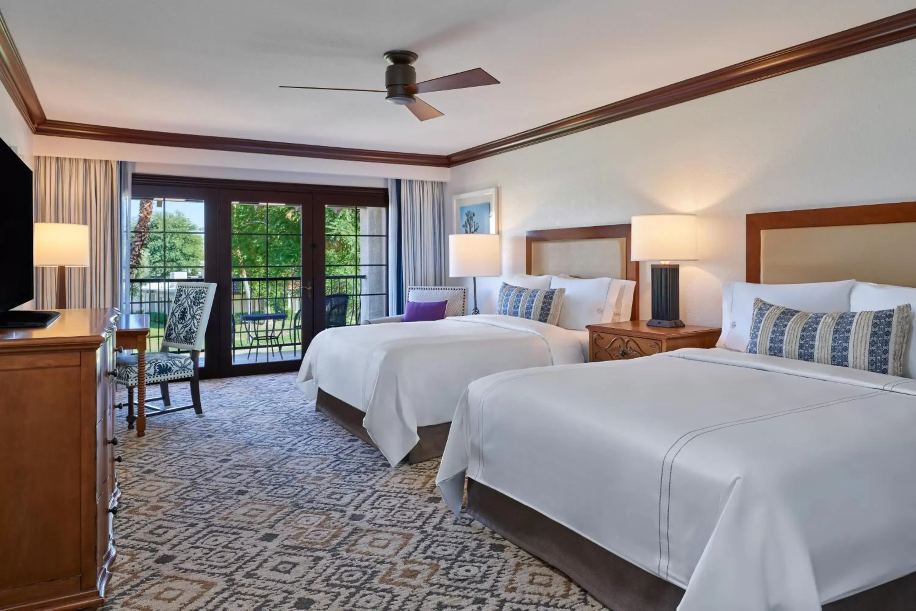 Photo of the whole room, Bed in Omni Rancho Las Palmas Resort & Spa