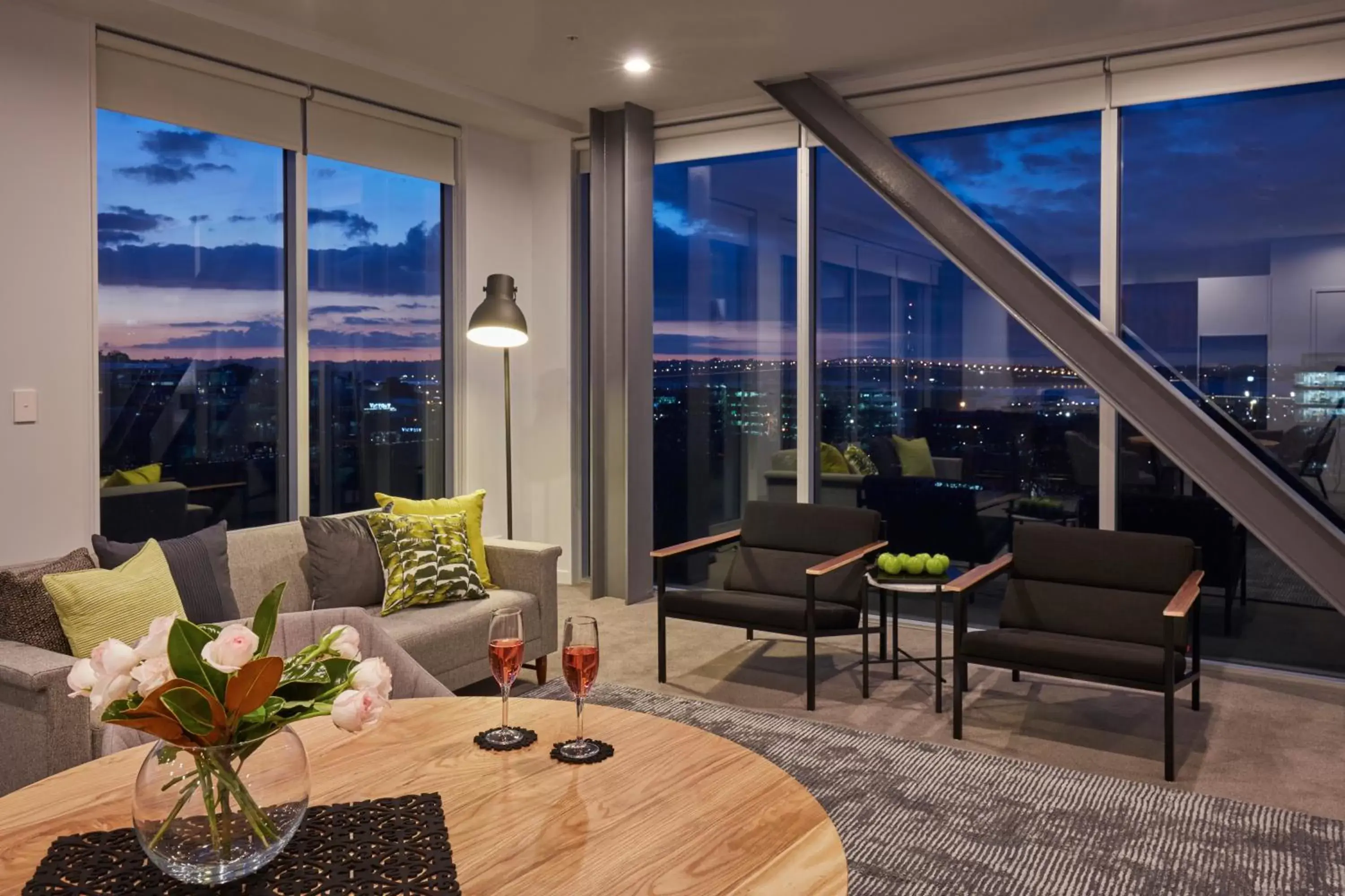 Living room, Seating Area in Swiss-Belsuites Victoria Park Auckland