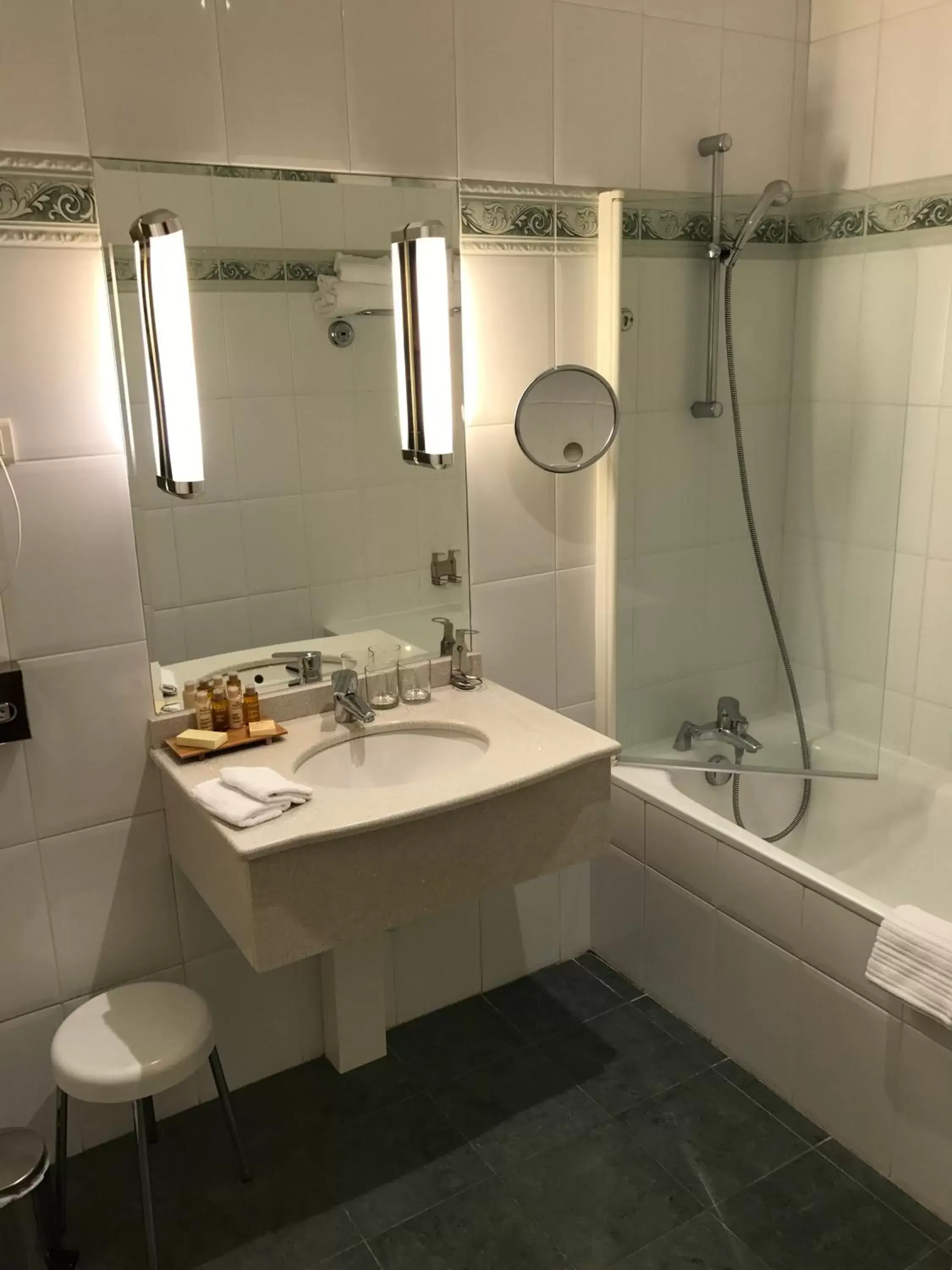 Bathroom in Château de Sancy