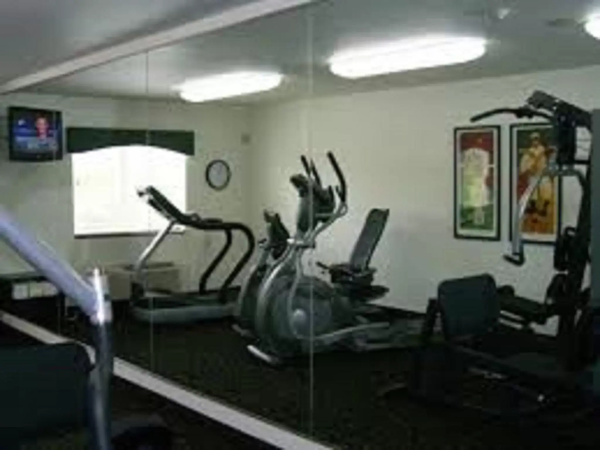 Fitness centre/facilities, Fitness Center/Facilities in Travelodge by Wyndham Low Moor Near Covington