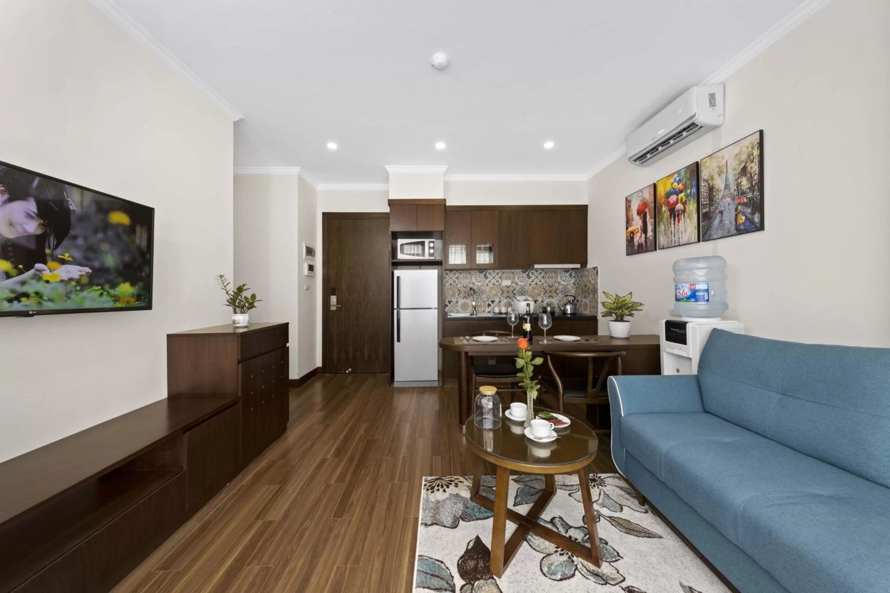 Kitchen or kitchenette in Newsky Serviced Apartment