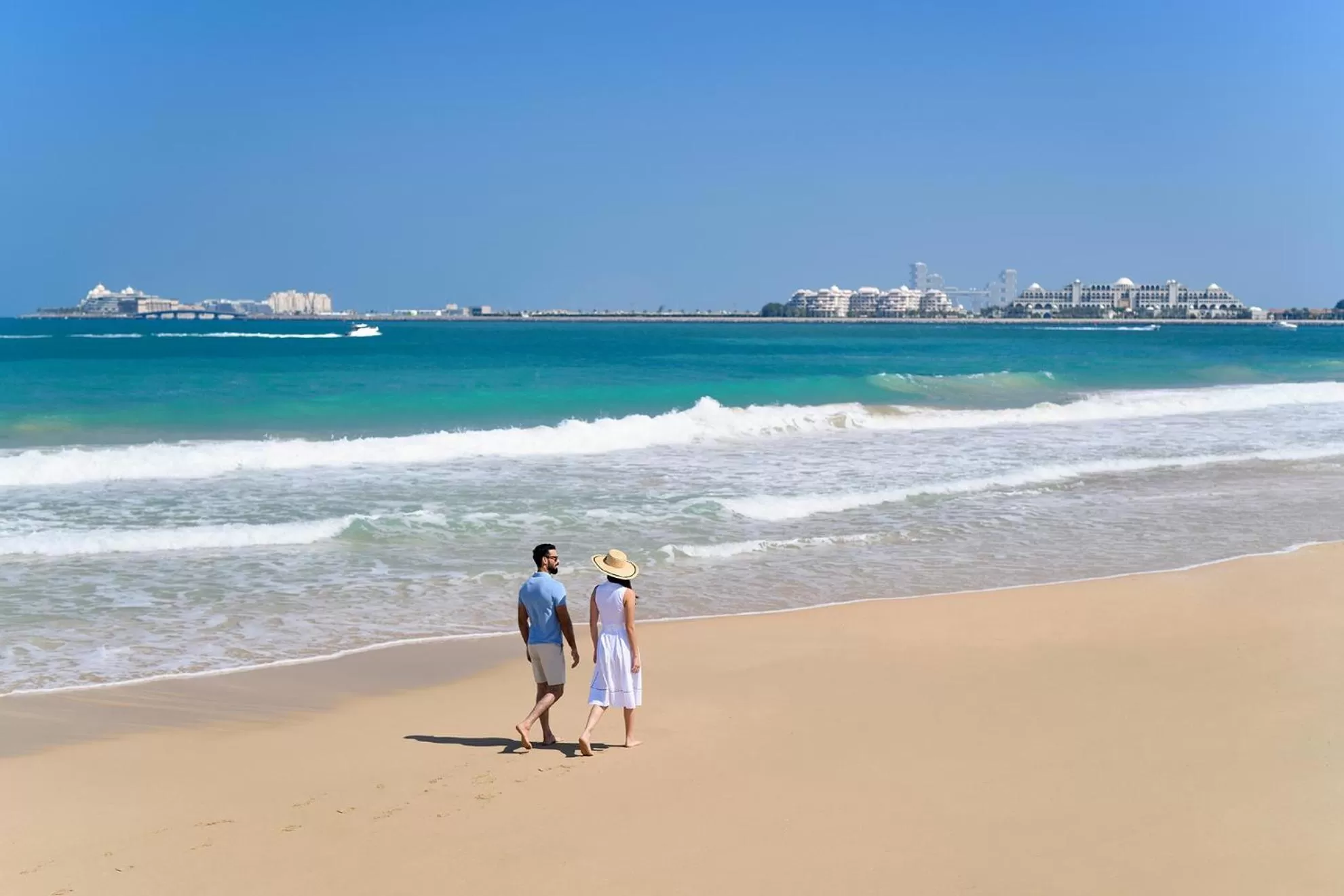 Premier Beach Club King Room -Including Free Flowing Beverages from 5 to 7 pm at Venus Beach Club in Caesars Palace Dubai