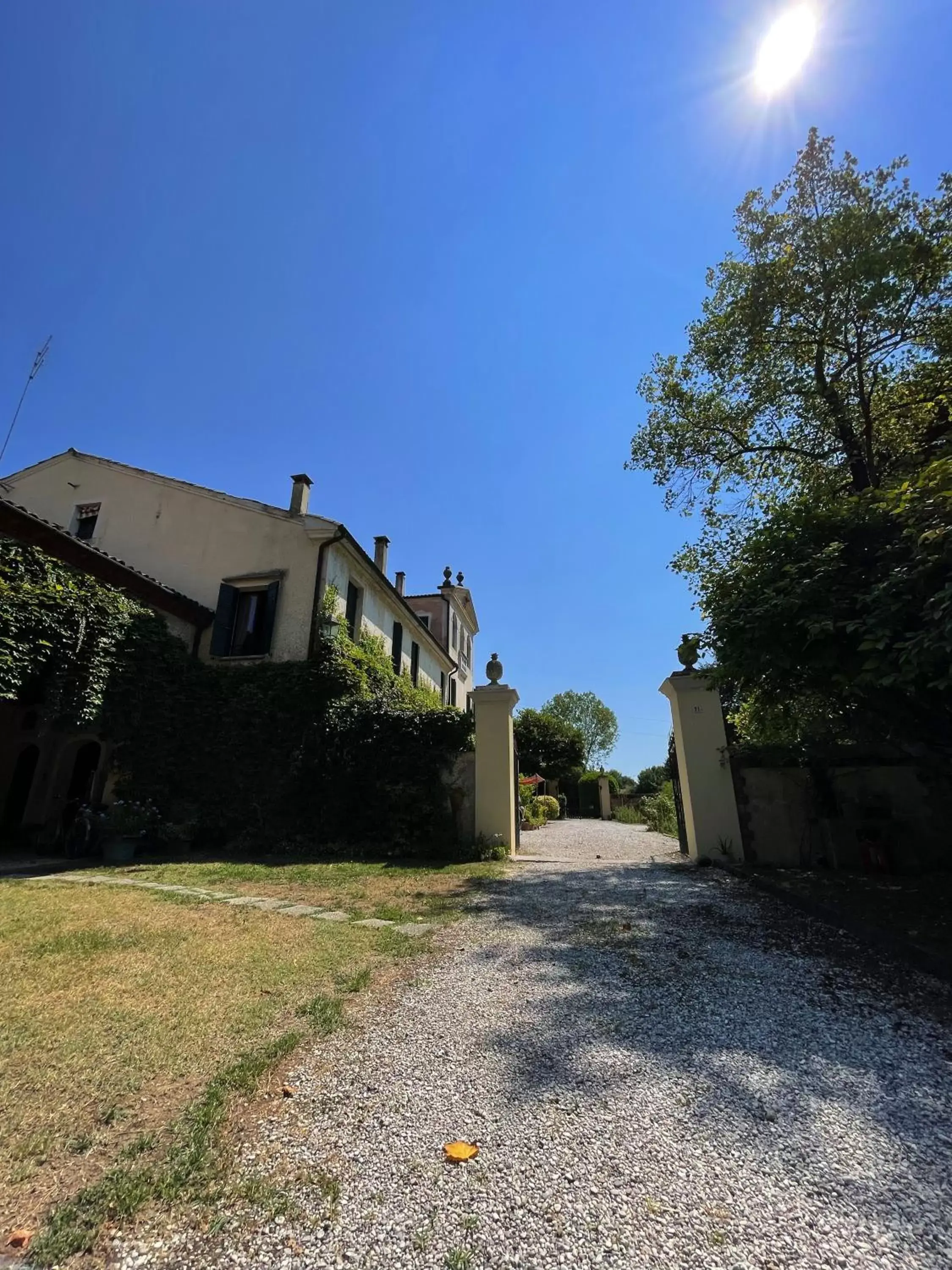 Property Building in B&B Villa Gradenigo