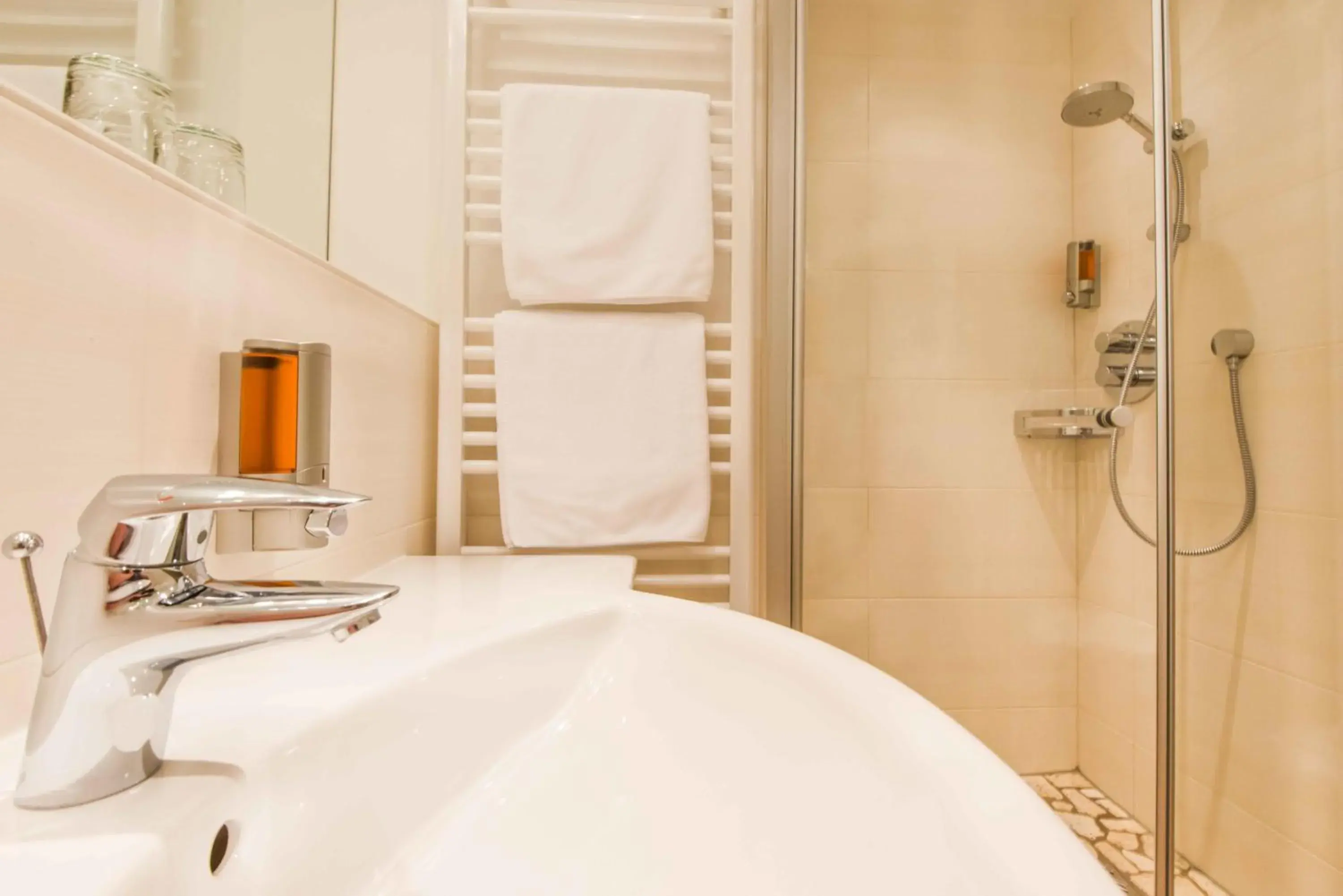 Bathroom in Hotel Grüner Baum