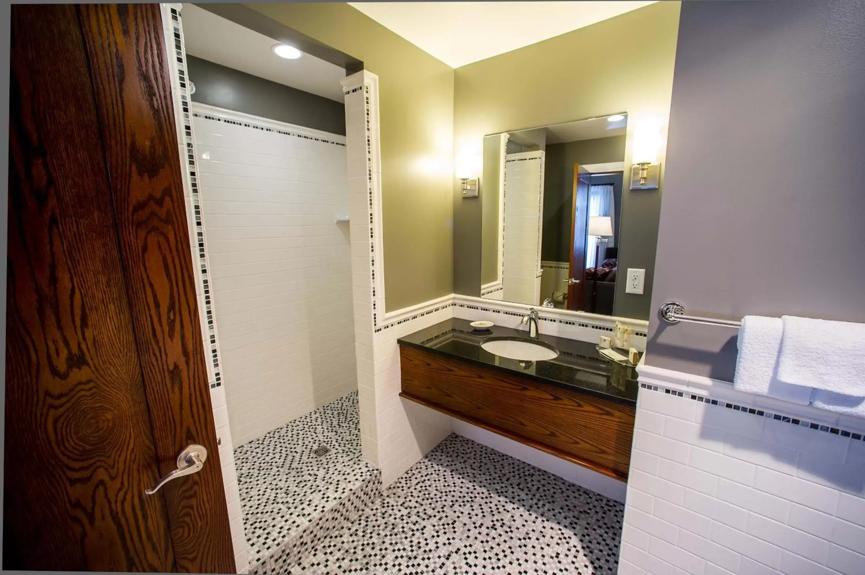 Bathroom in Hume Hotel & Spa