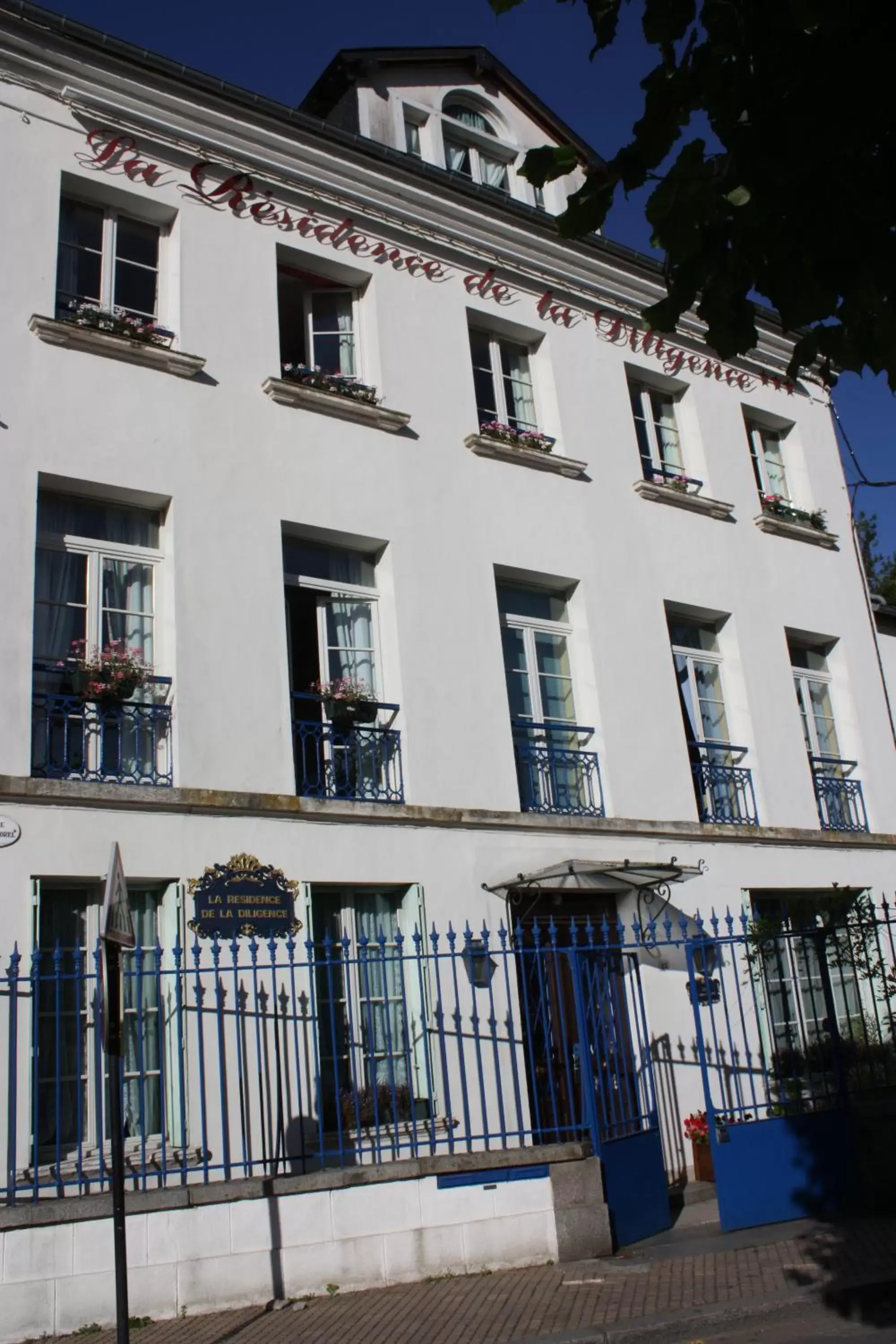 Facade/entrance, Property Building in Hotel La Diligence