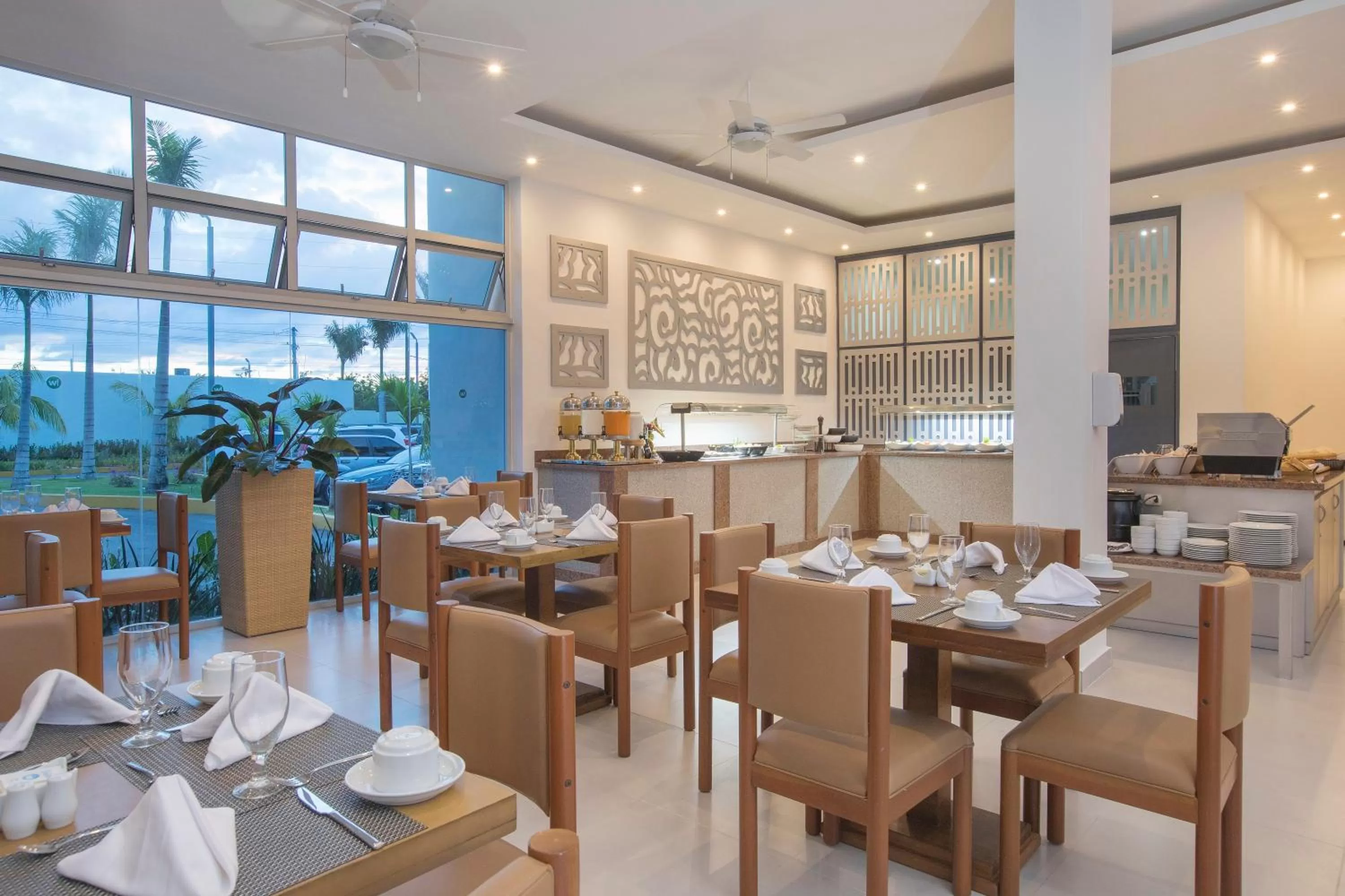 Restaurant/places to eat in Hotel whala!urban punta cana