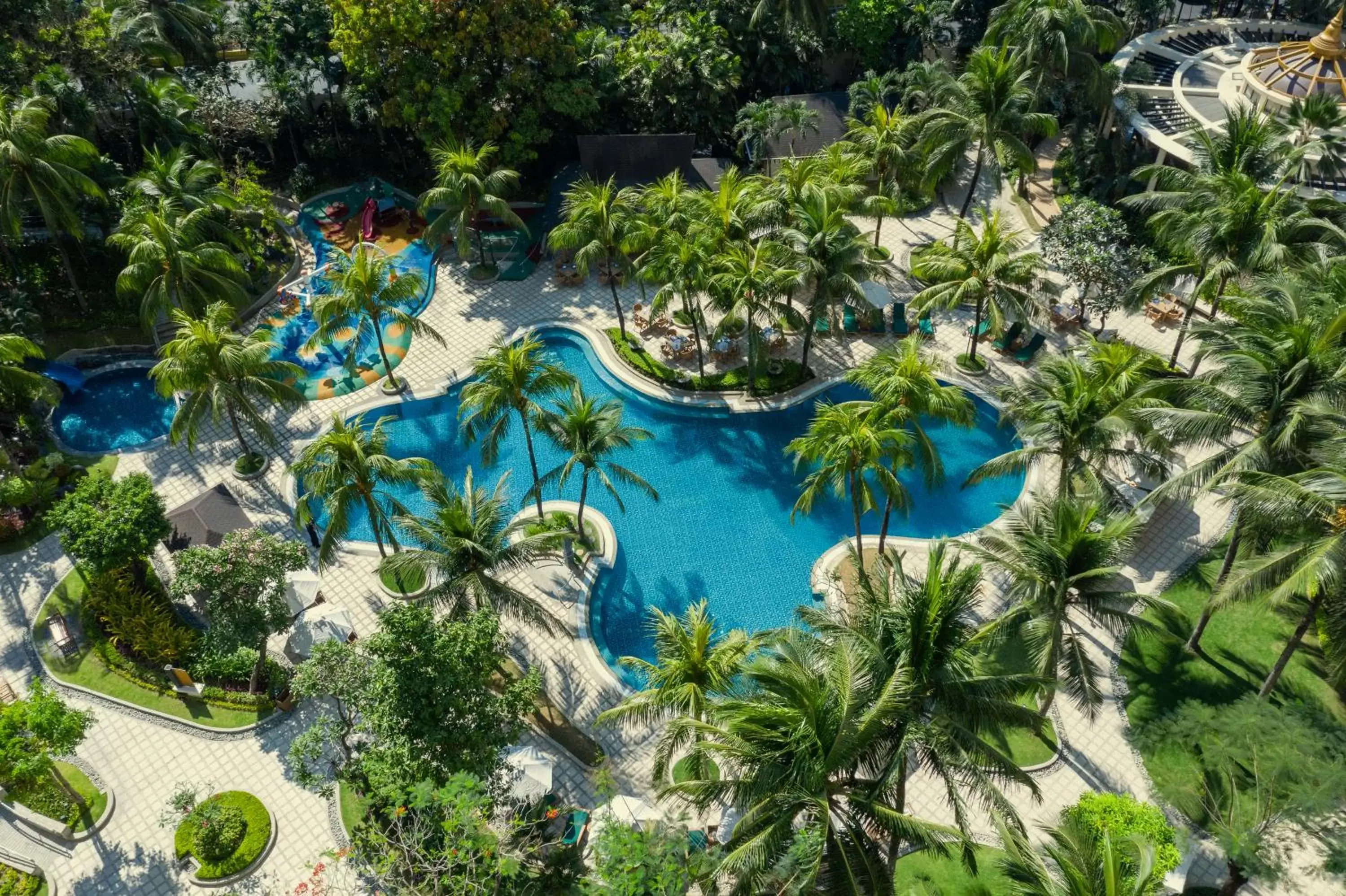 Bird's eye view, Pool View in Edsa Shangri-La, Manila