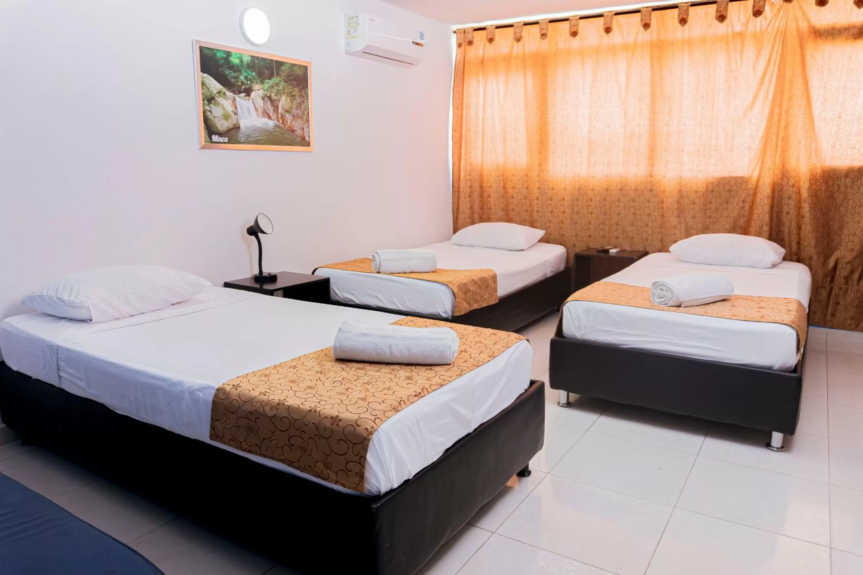 Bed in HOTEL SOL INN SANTA Marta