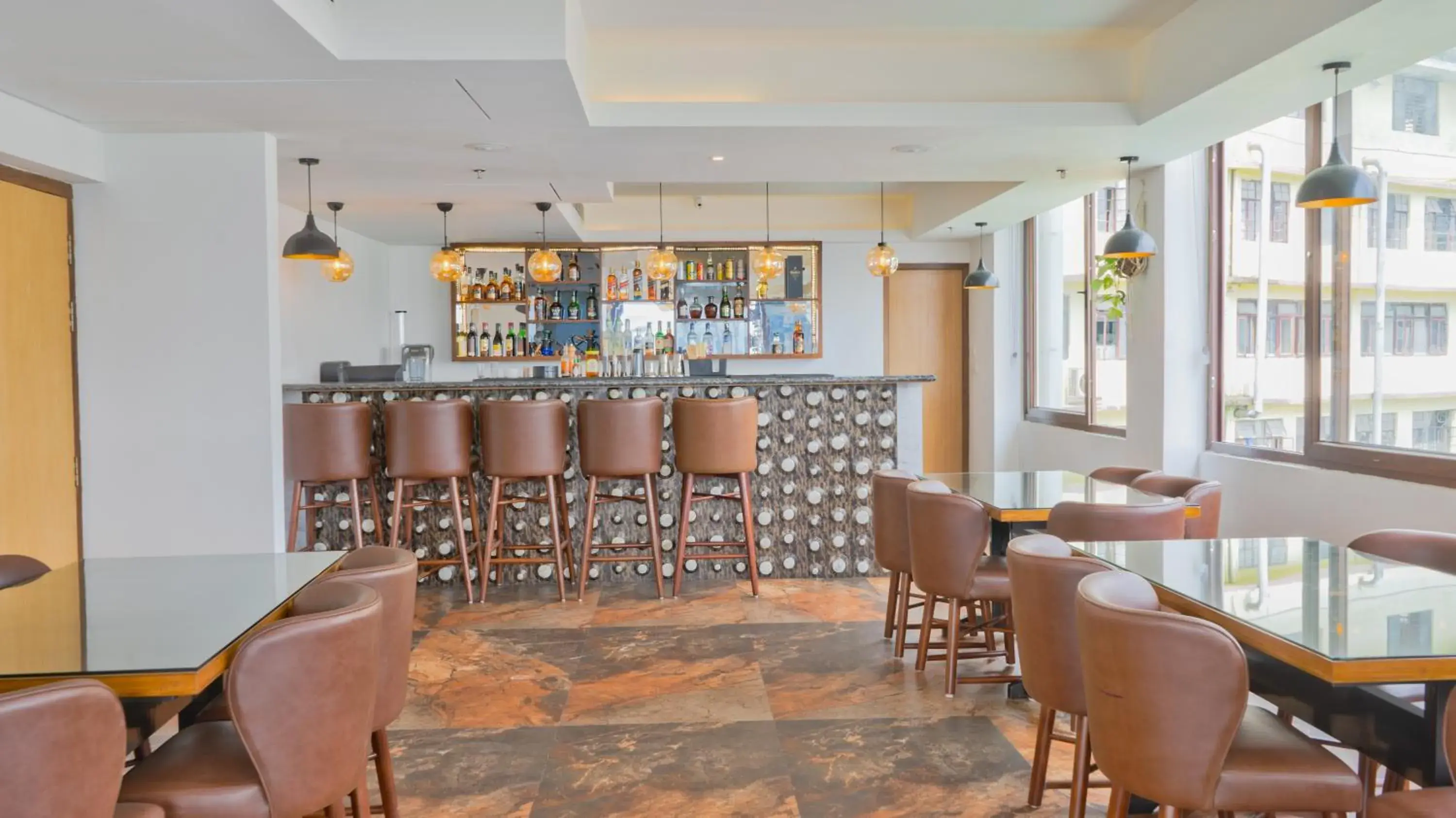 Lounge or bar, Lounge/Bar in Days Inn by Wyndham Gangtok Tadong